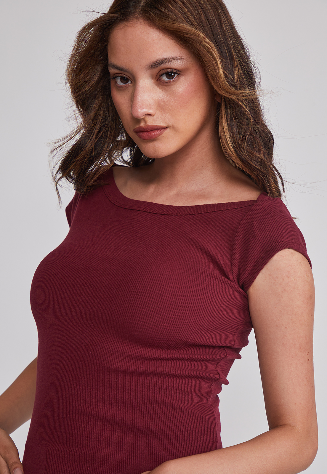 Polera Mujer Ajustada Burdeo Sioux 4