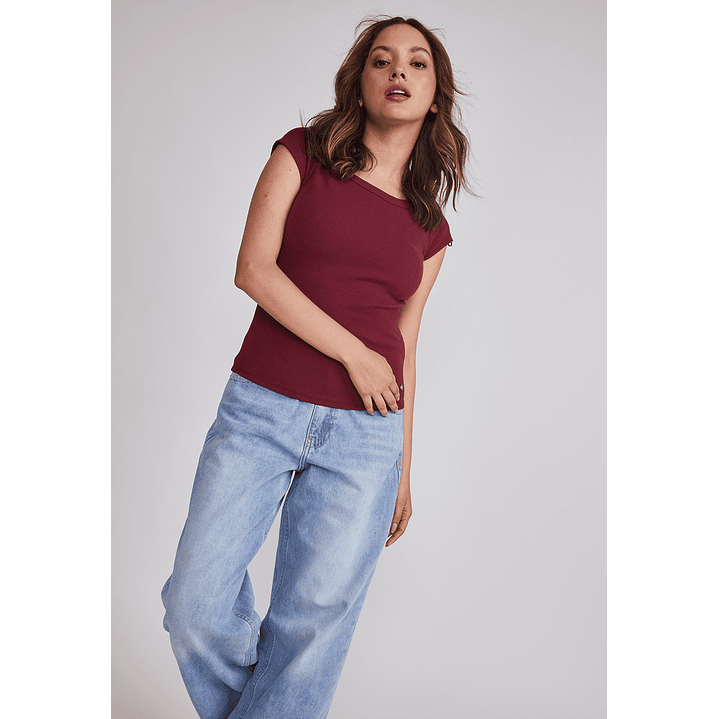 Polera Mujer Ajustada Burdeo Sioux 5
