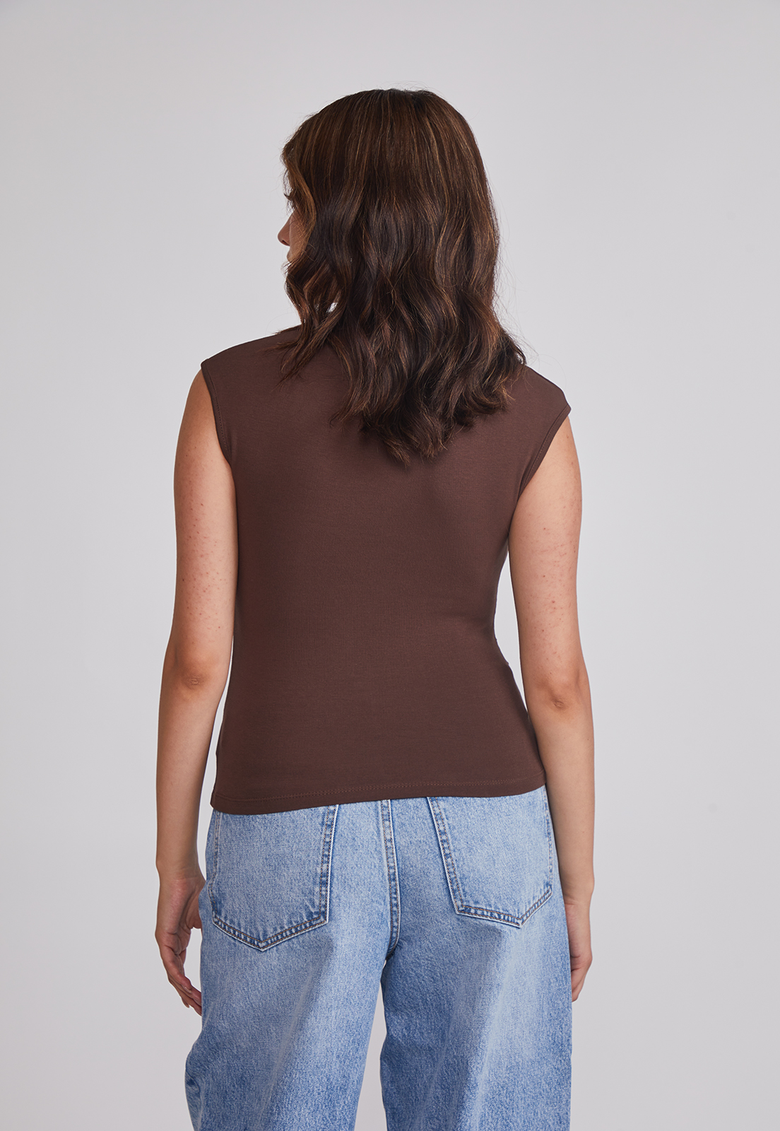 Polera Mujer Drapeada Café Sioux 2