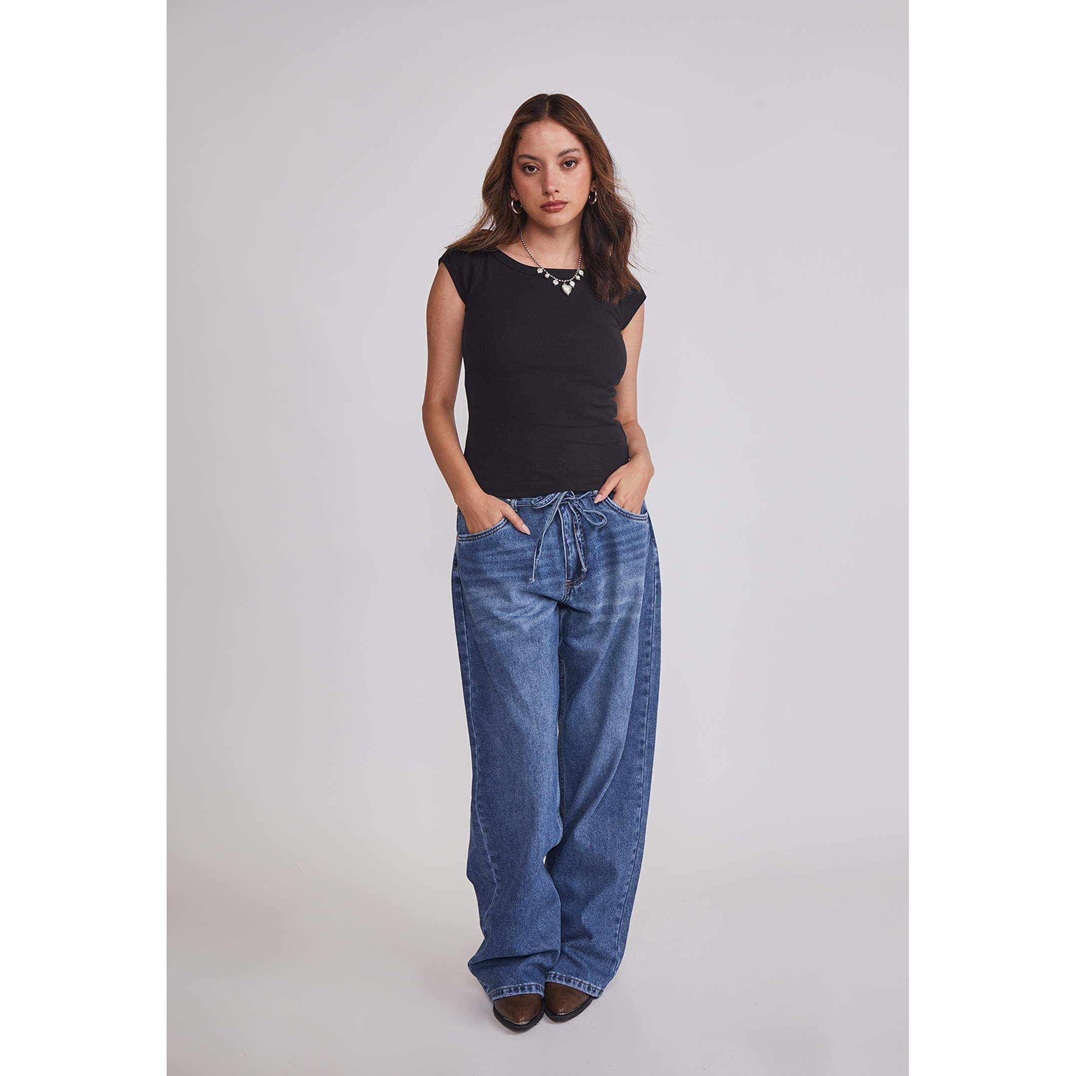 Polera Mujer Ajustada Cuello Negro Sioux 2