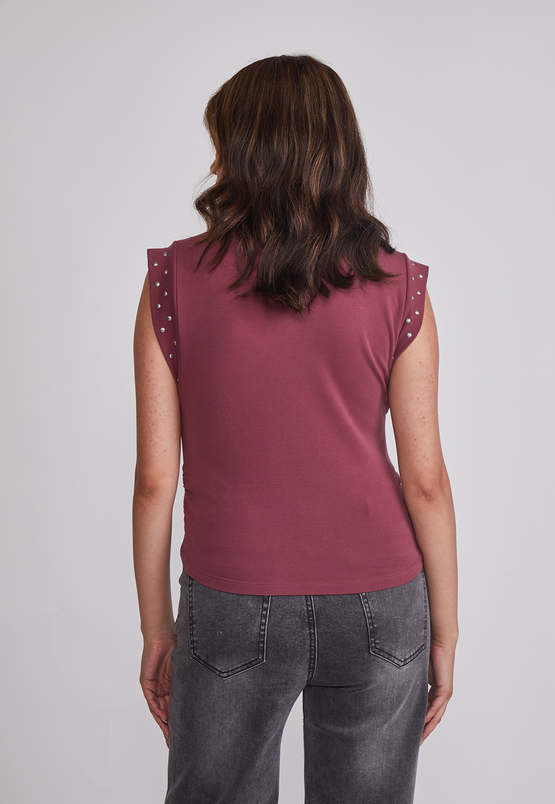 Polera Mujer Tachas Mangas Burdeo Sioux 2