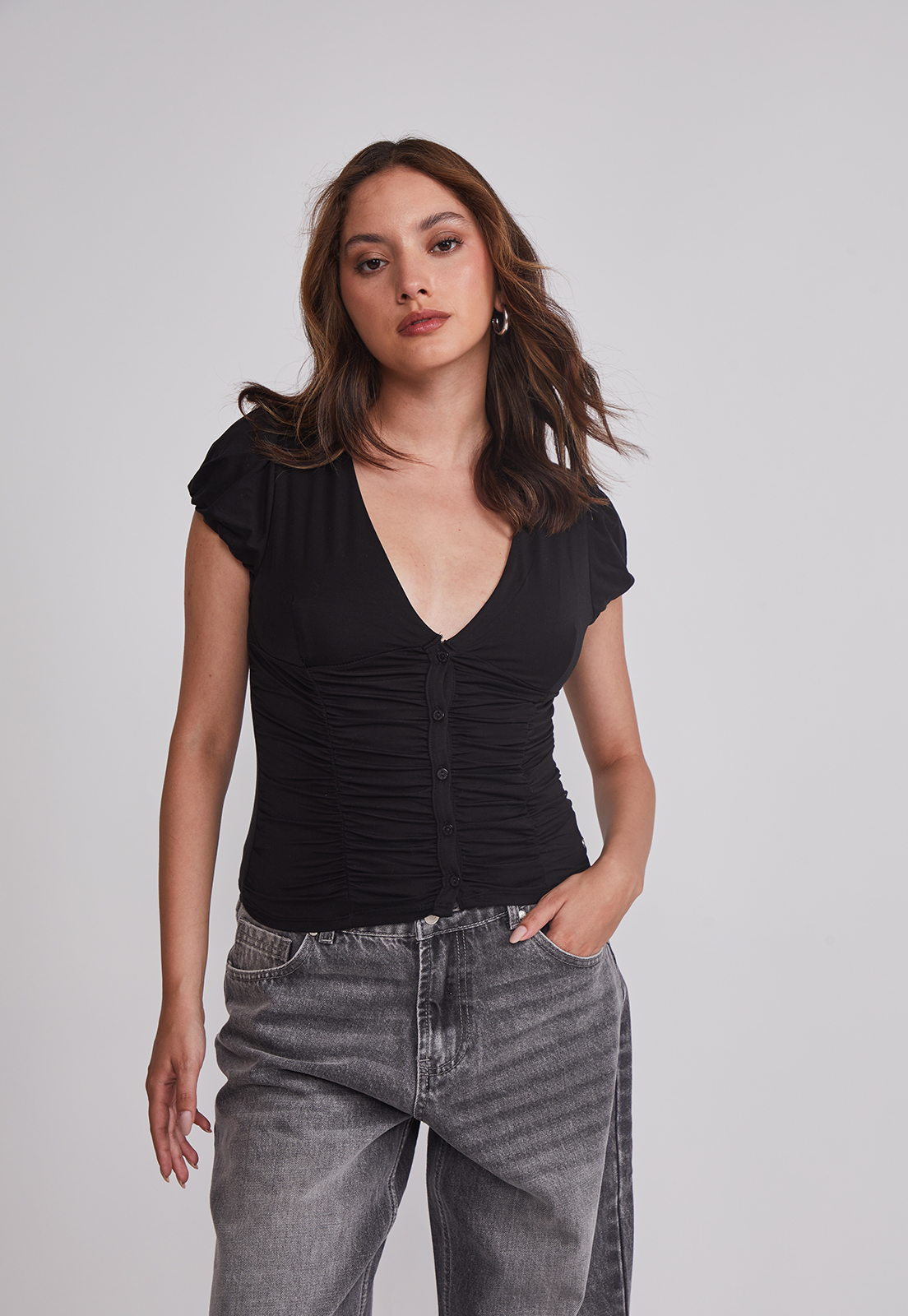 Polera Mujer Botones Recogido Negro Sioux 1