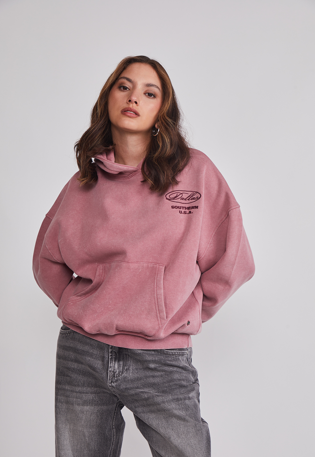 Polerón Mujer Bordado Espalda Rosado Sioux 1