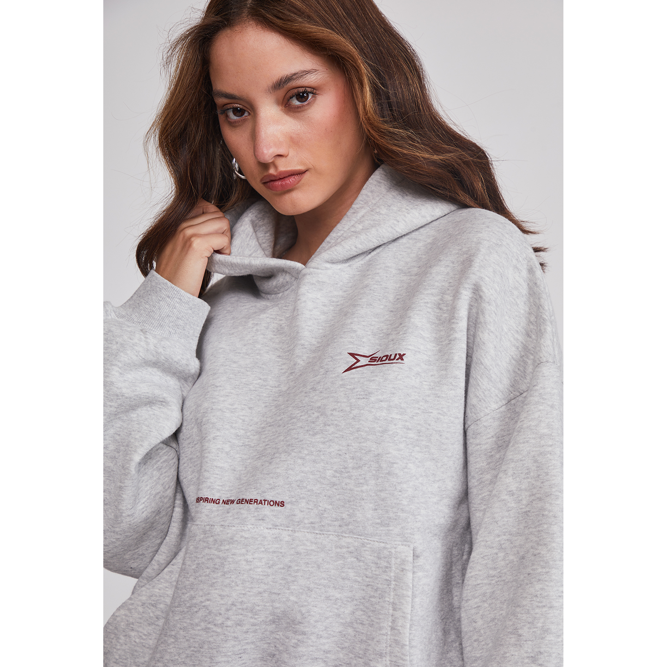 Polerón Mujer Espalda Trend Gris Sioux 4