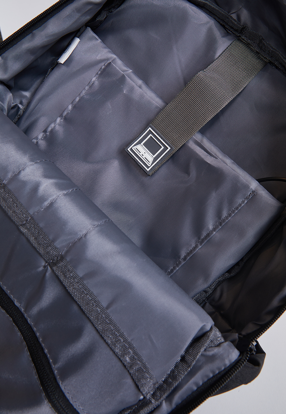 Mochila Work Gris 15 Litros Sioux 4