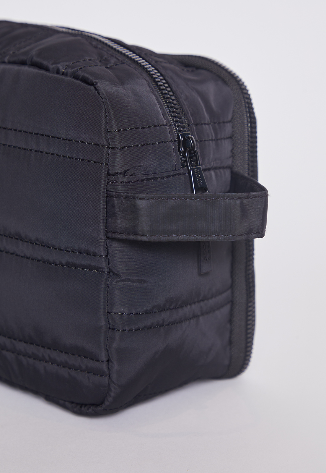 Cosmetiquero Acolchado Negro Sioux 4