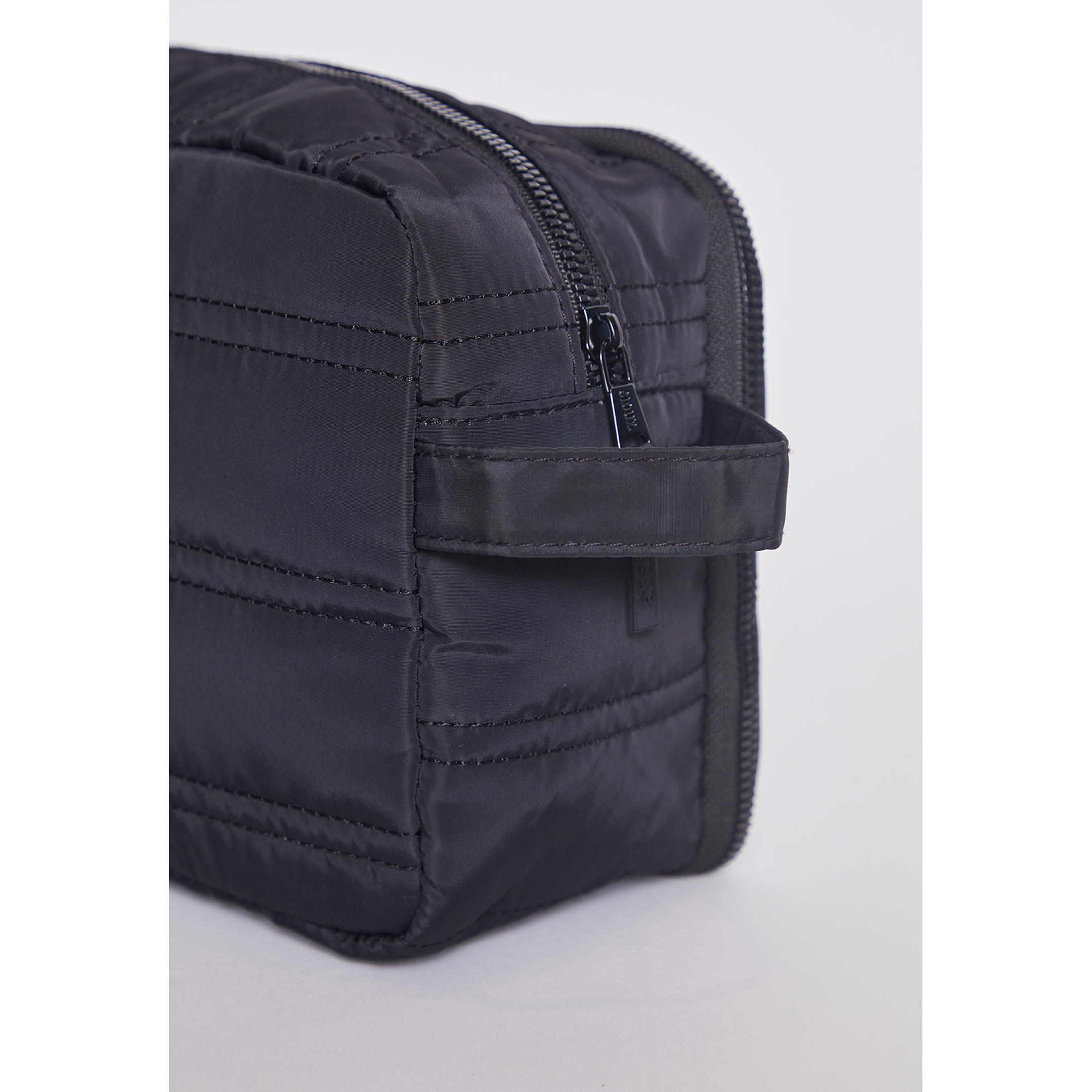 Cosmetiquero Acolchado Negro Sioux 4