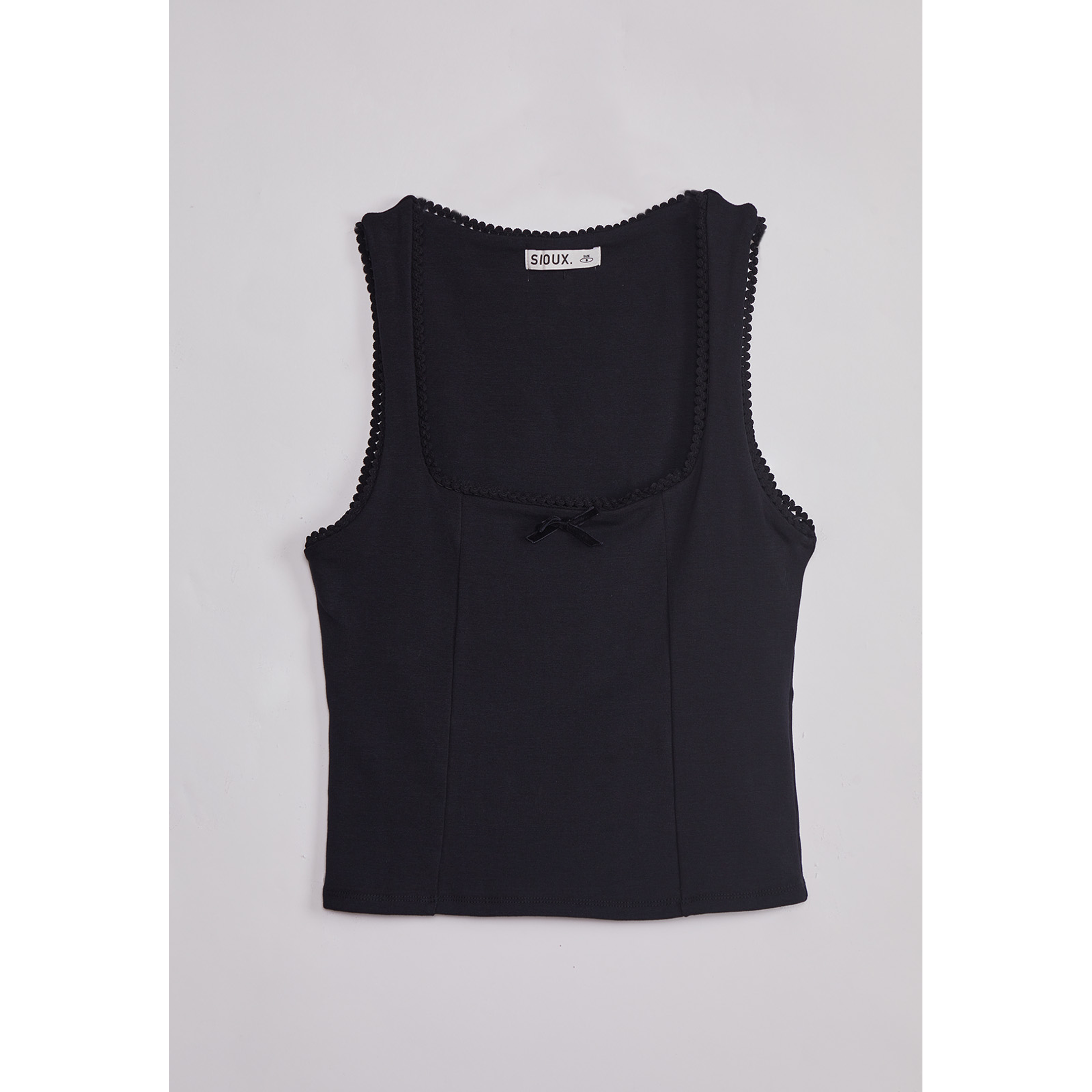 Peto Mujer Escote Cuadrado Negro Sioux 1