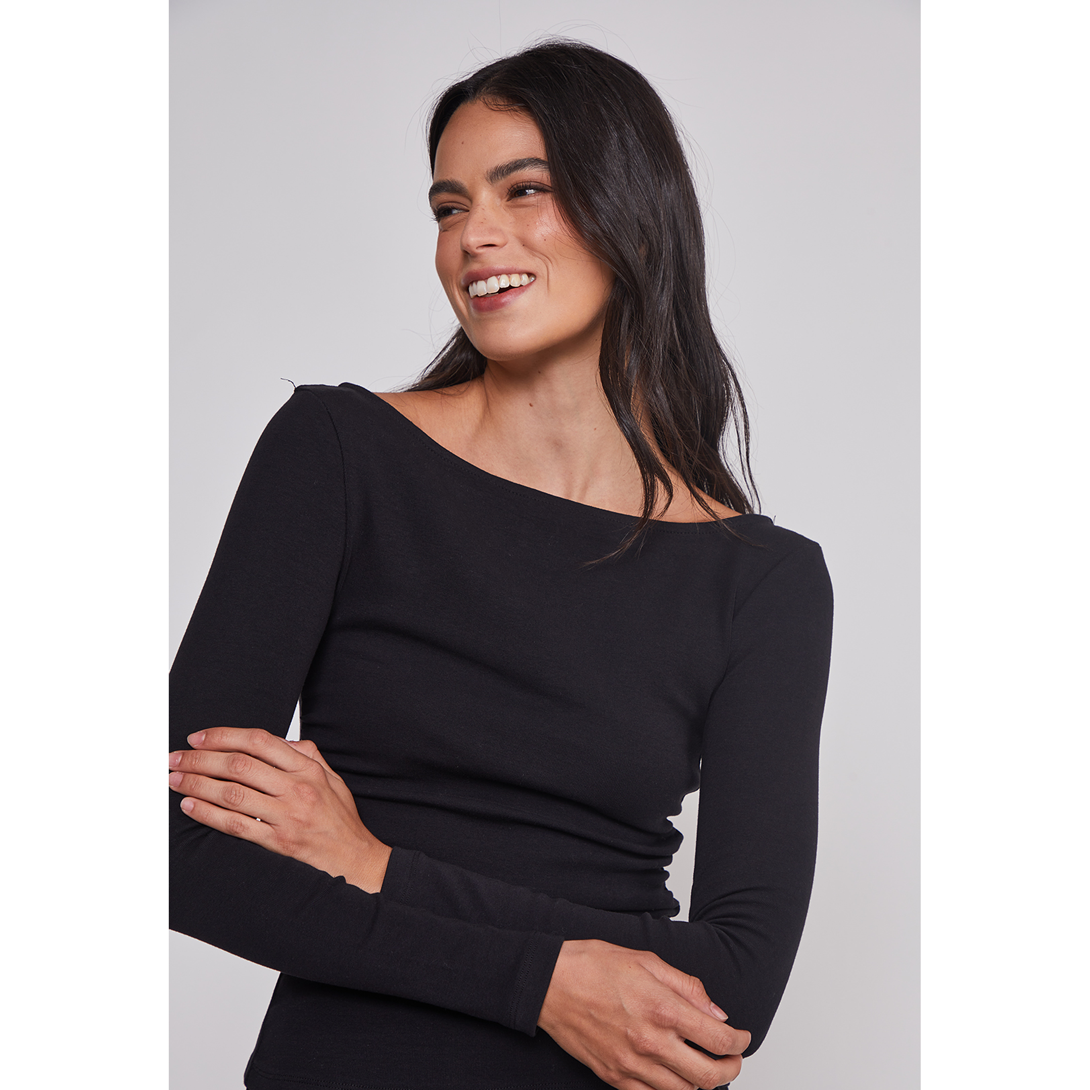 Polera Mujer Drapeada Color Negro Sioux 5