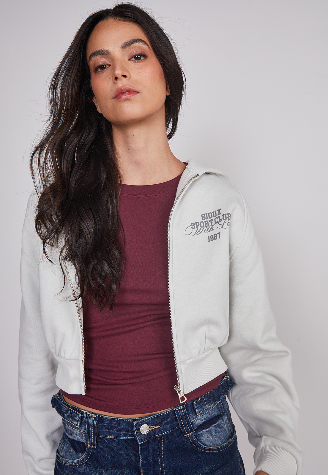 Polerón Mujer Crop Athletic Gris Sioux 4