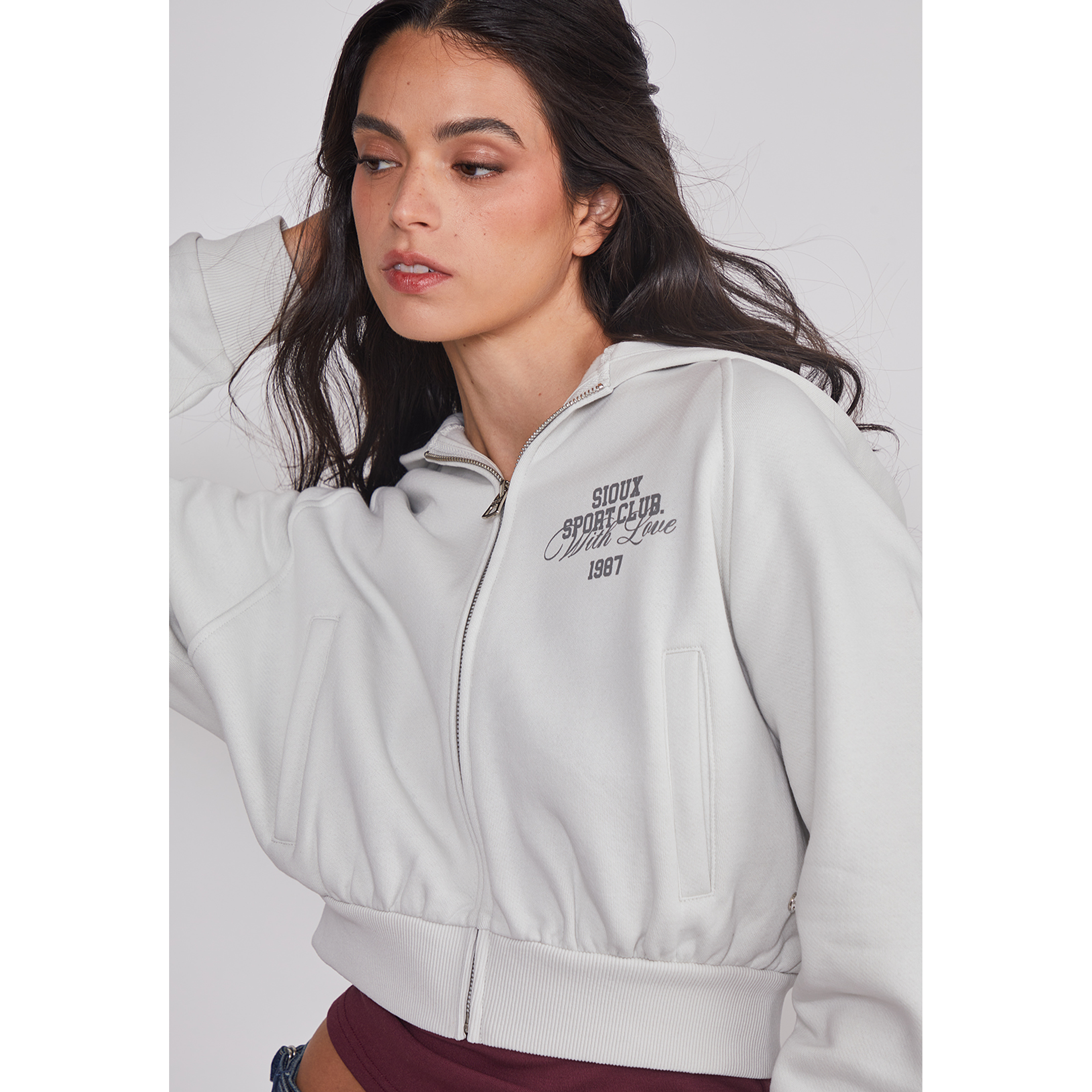 Polerón Mujer Crop Athletic Gris Sioux 5