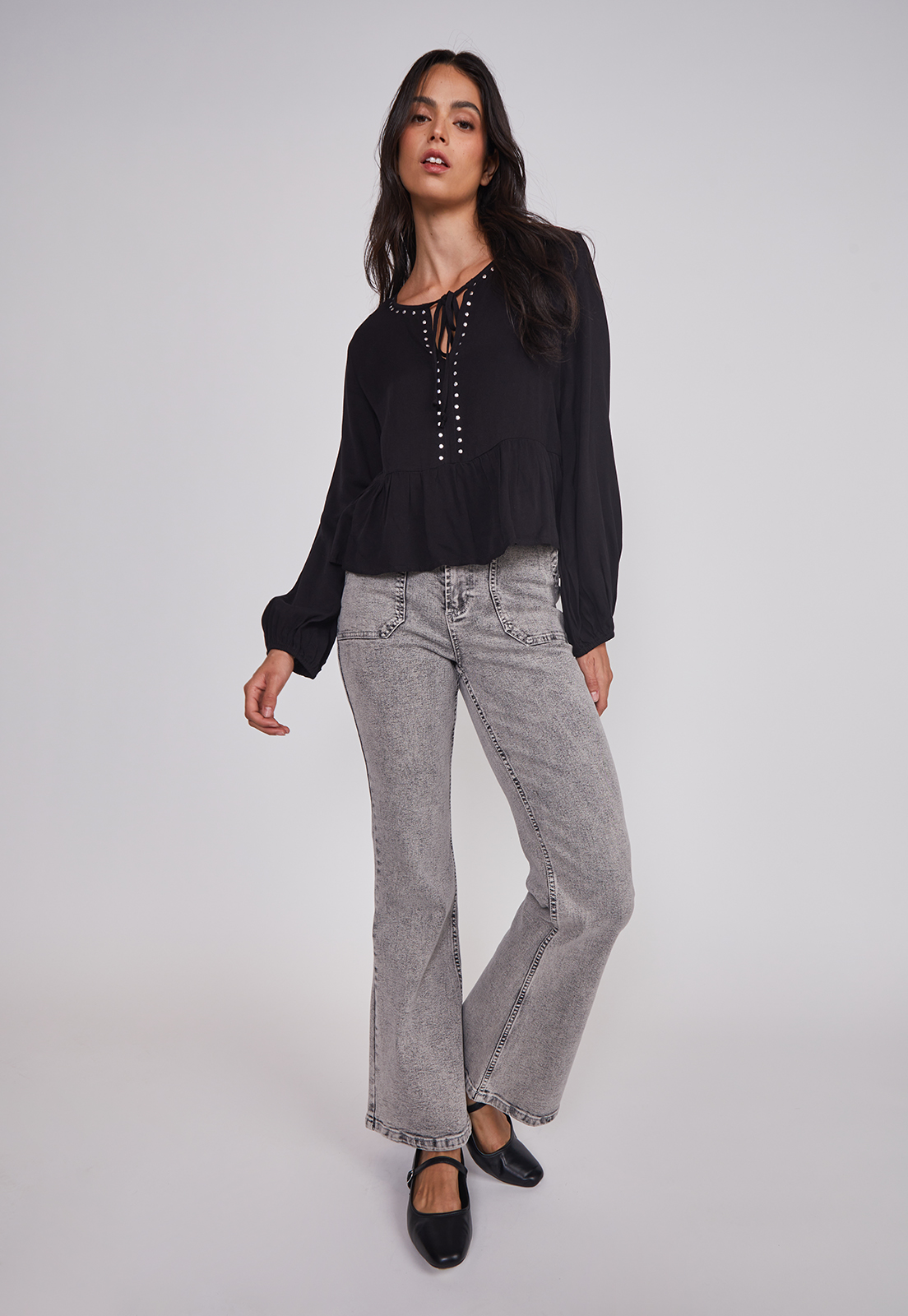 Jeans Mujer Flare Tiro Alto Gris Sioux 5