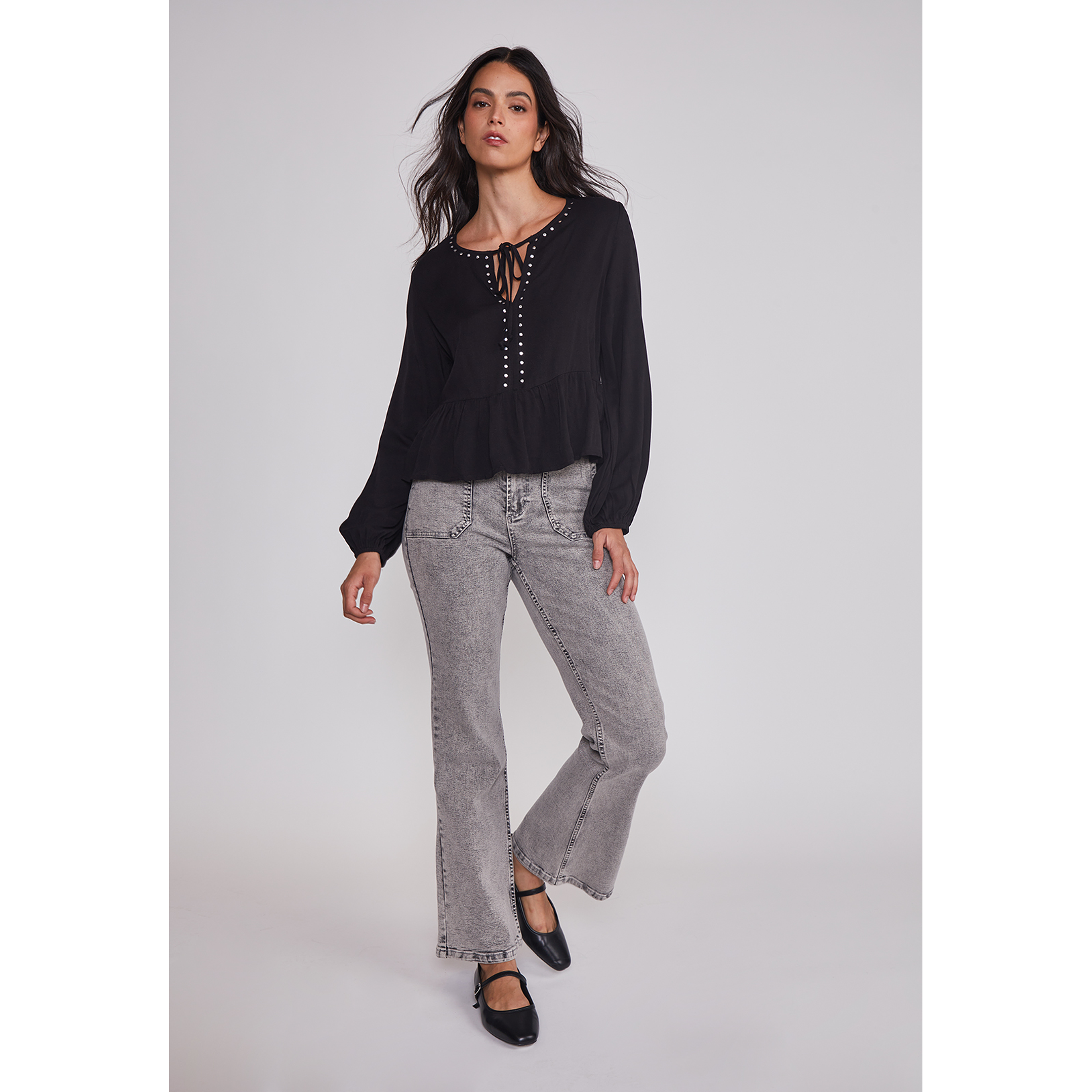 Blusa Mujer Boho Tachas Negro Sioux 3