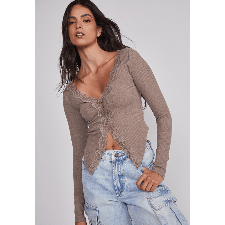 Polera Mujer Detalles Encaje Arena Sioux 3