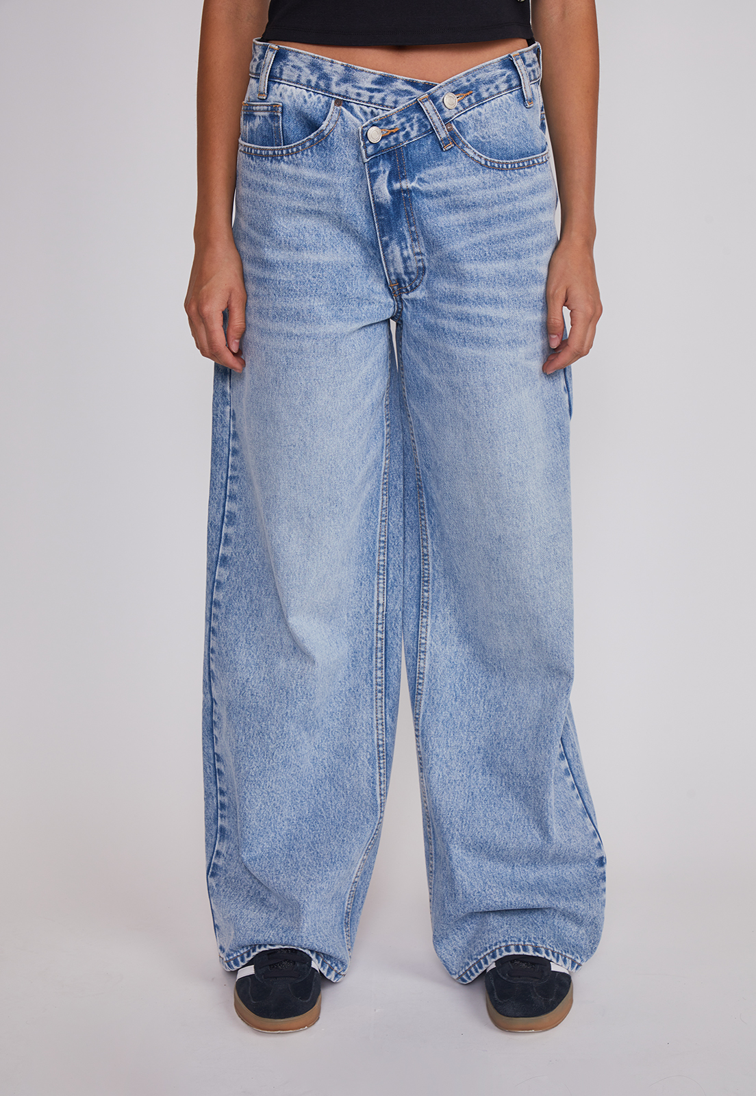 Jeans Mujer Wide Leg Boton Cruzado Celeste Sioux 1