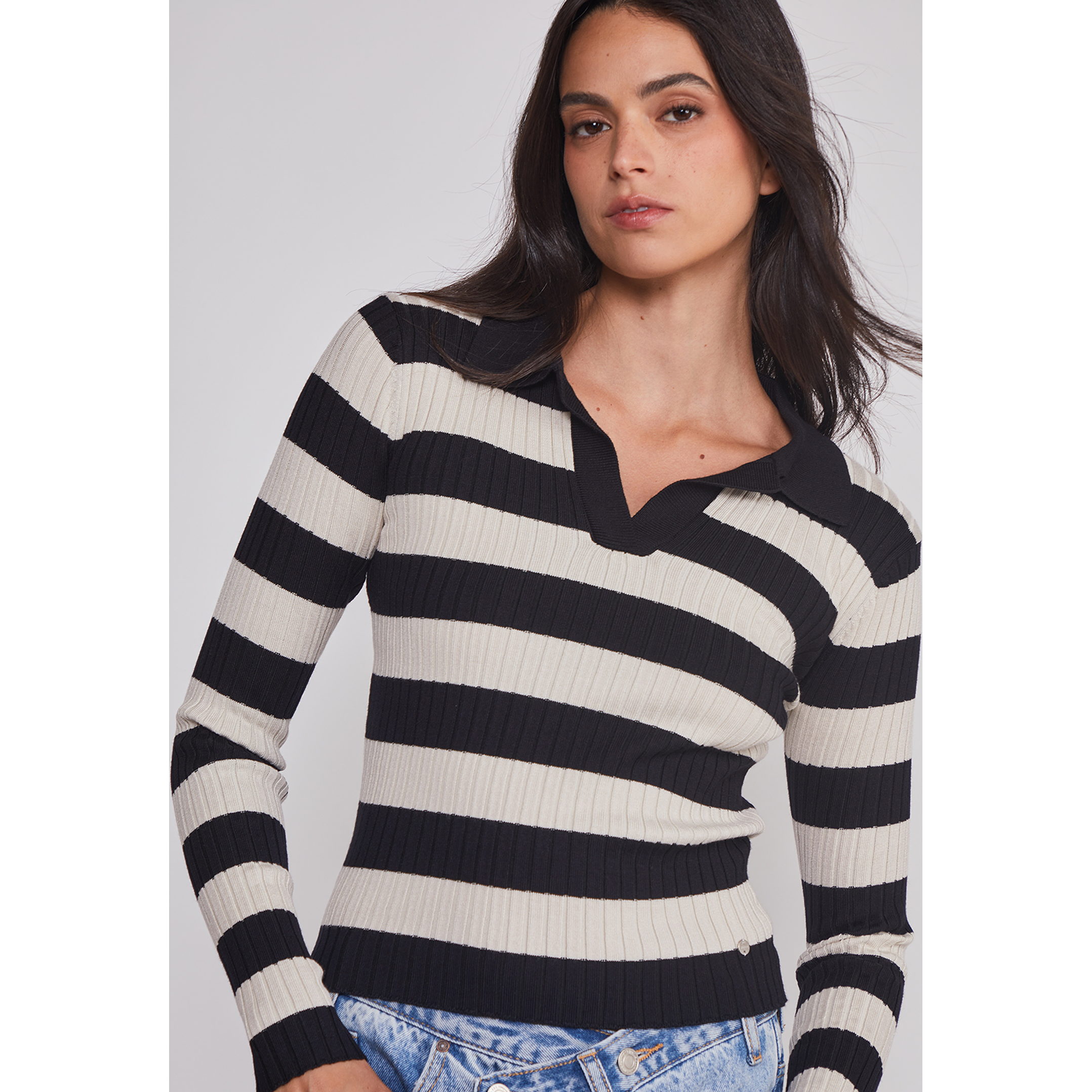 Sweater Mujer Cuello Polo Listado Negro Sioux 5