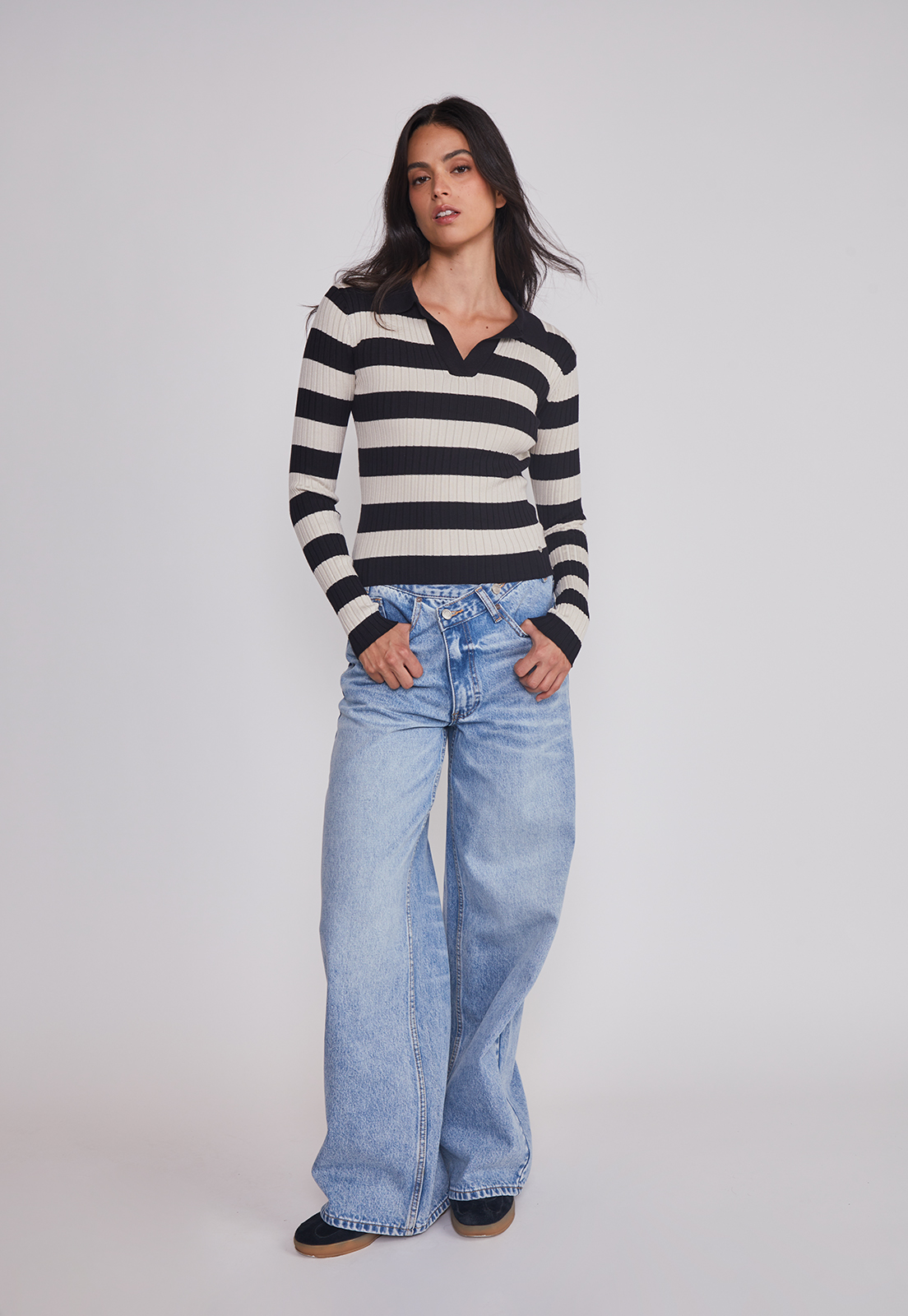 Sweater Mujer Cuello Polo Listado Negro Sioux 3