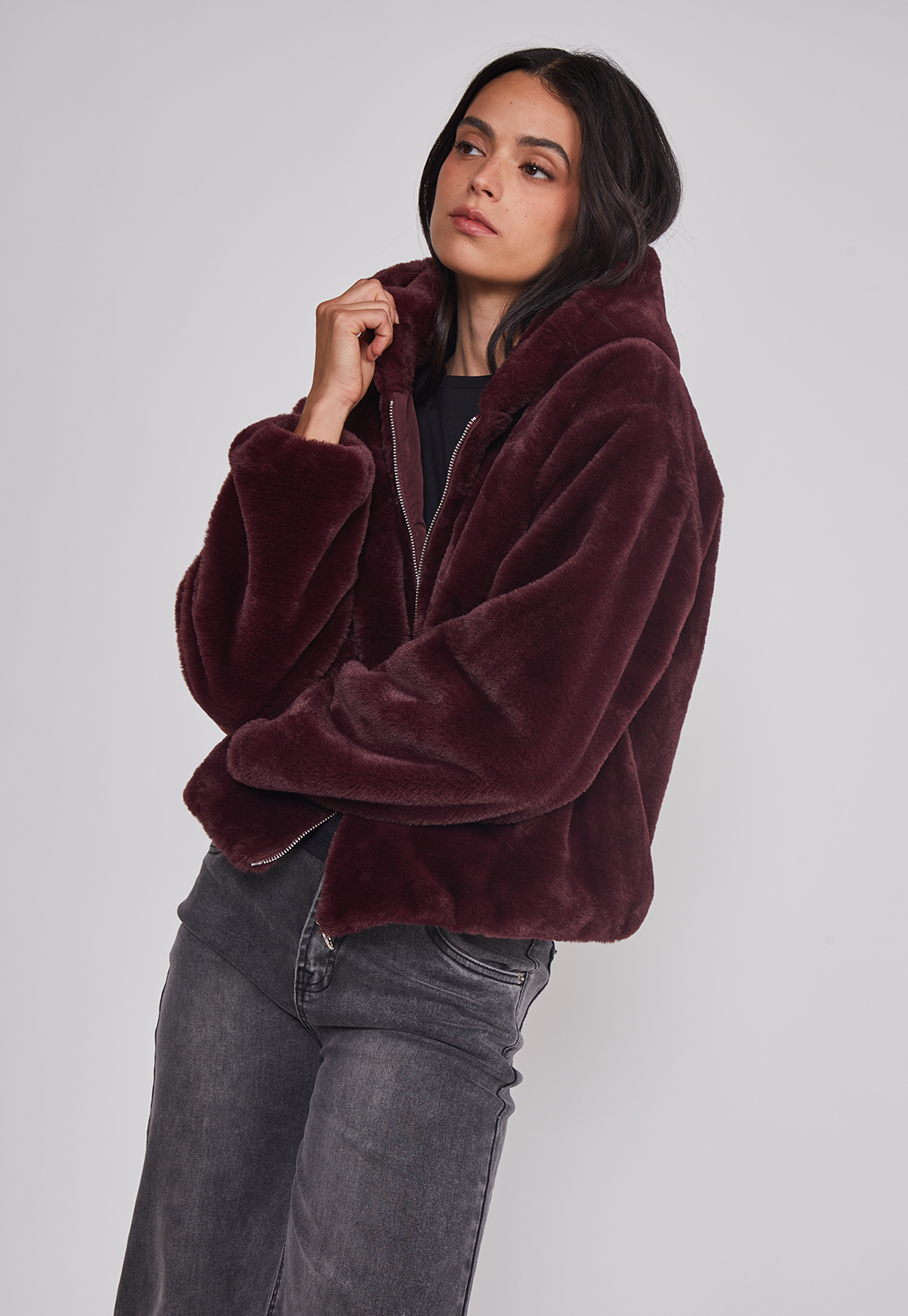 Polar Mujer Piel Con Gorro Burdeo Sioux 4