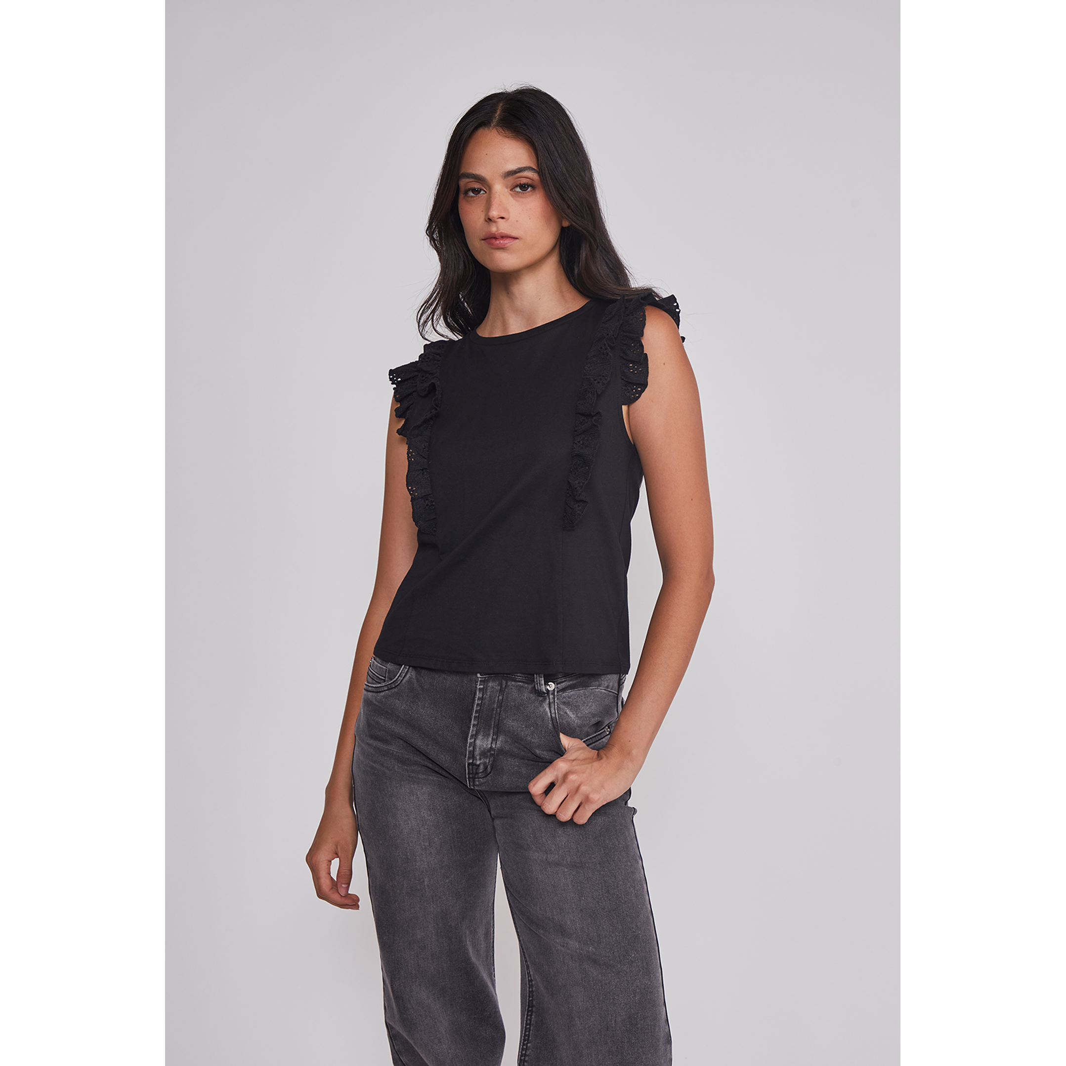 Peto Mujer Vuelos Manga Negro Sioux 1