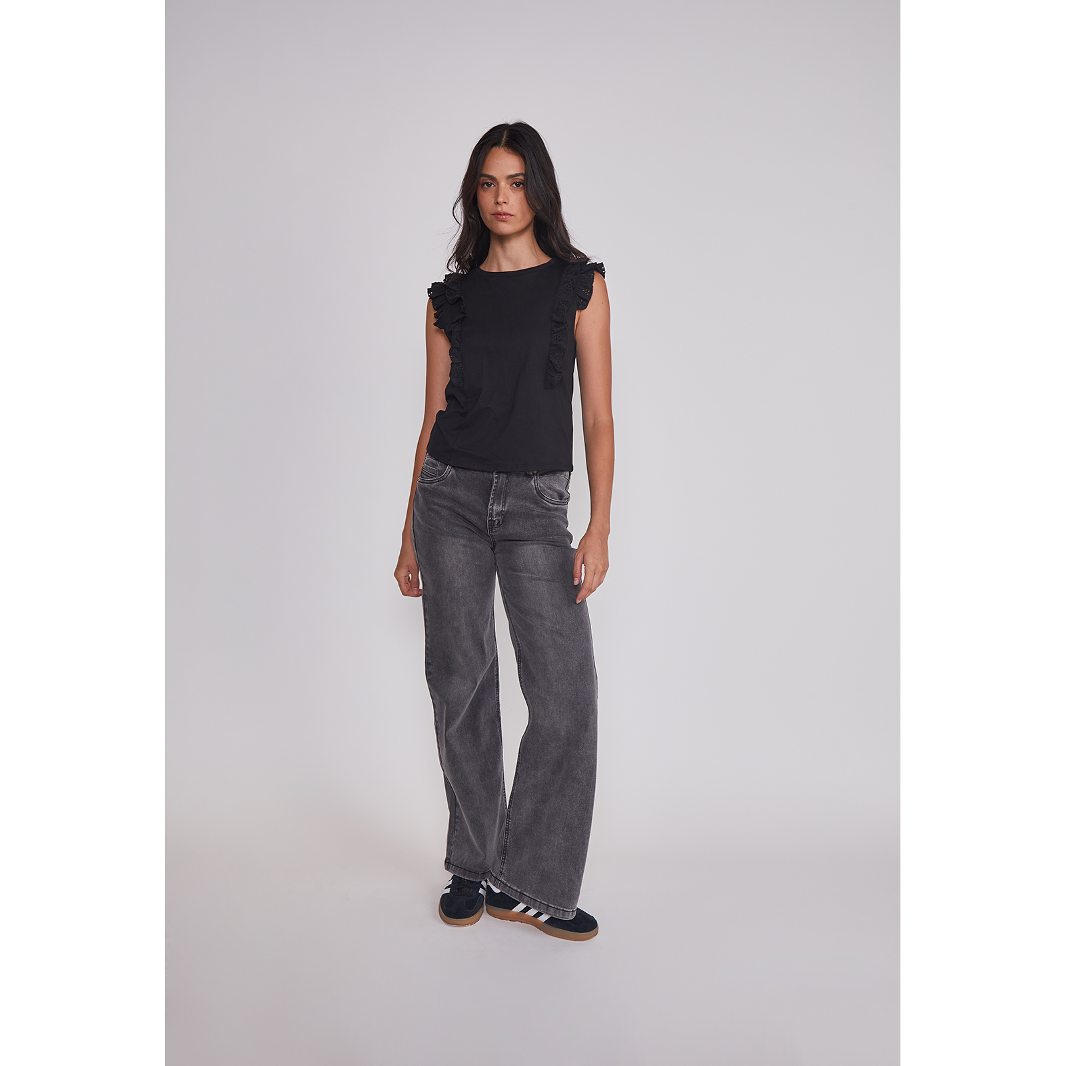 Peto Mujer Vuelos Manga Negro Sioux 5