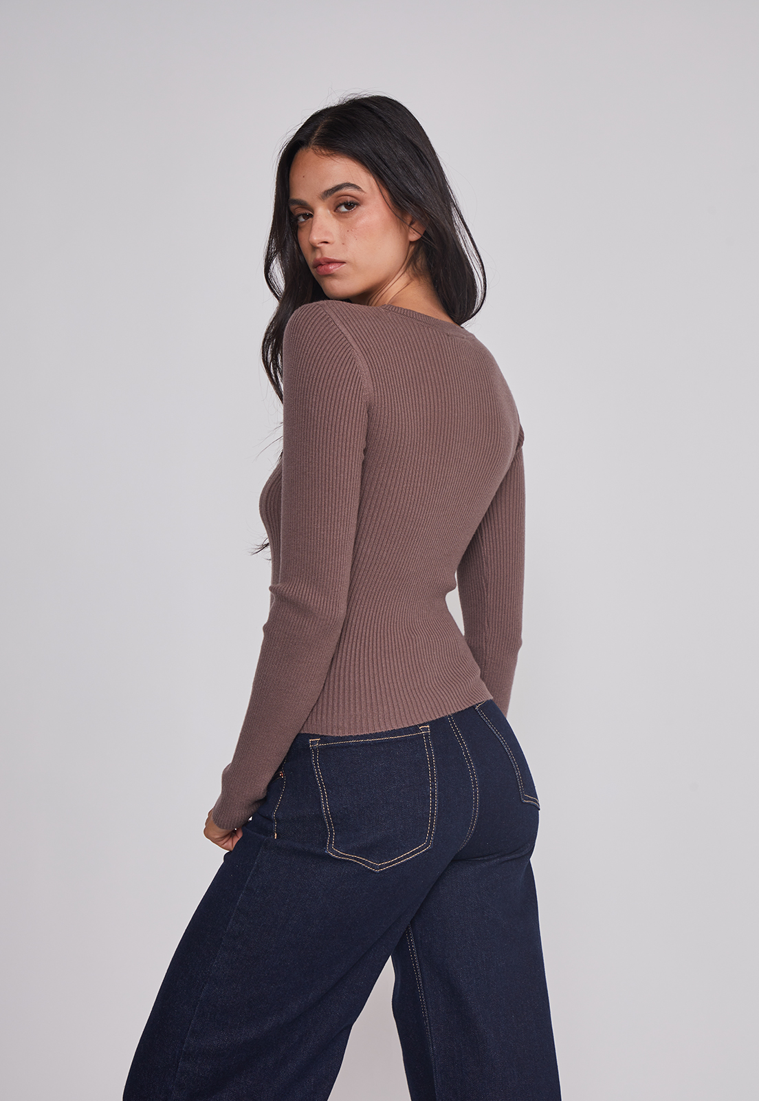 Sweater Mujer Acanalado Costura Café Sioux 2
