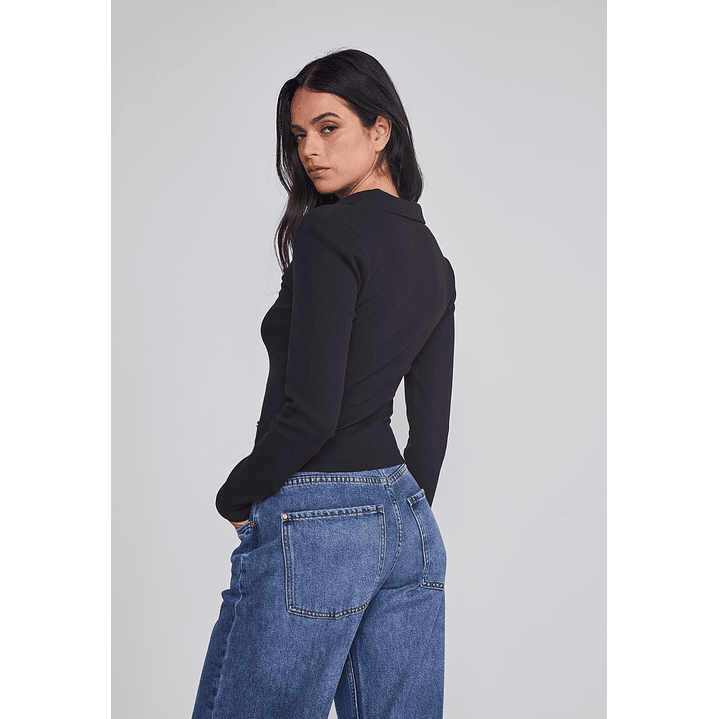 Polera Mujer Con Cuello Cierre Negro Sioux 2