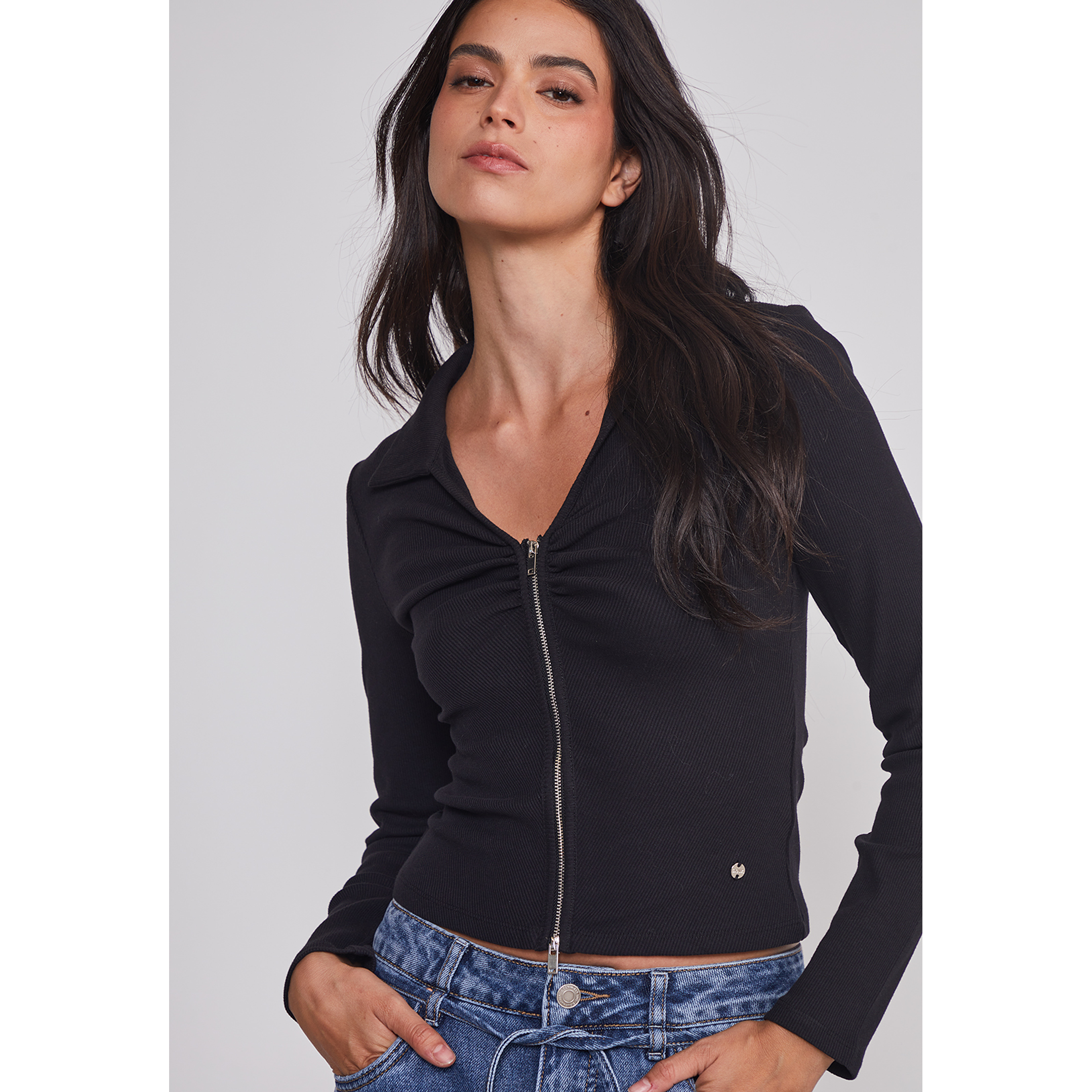 Polera Mujer Con Cuello Cierre Negro Sioux 4