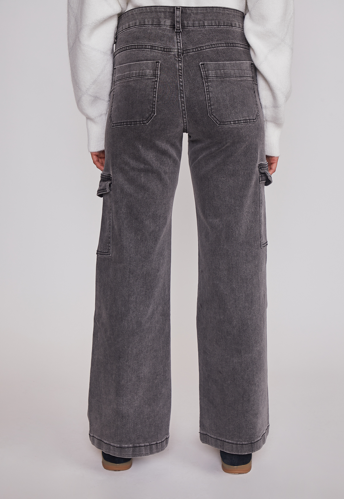 Jeans Mujer Cargo Tiro Alto Negro Sioux 2