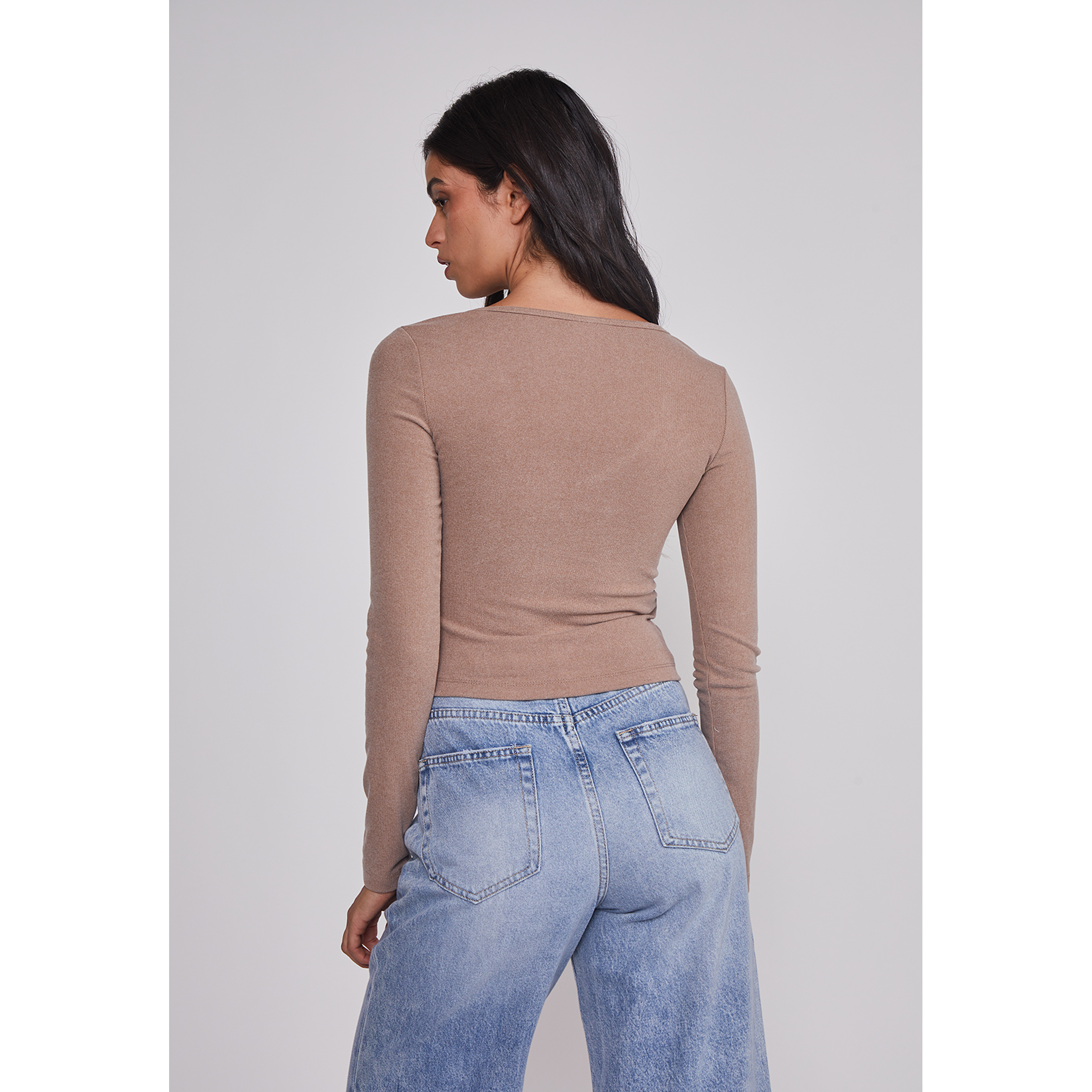 Polera Mujer Soft Cuello V Arena Sioux 2