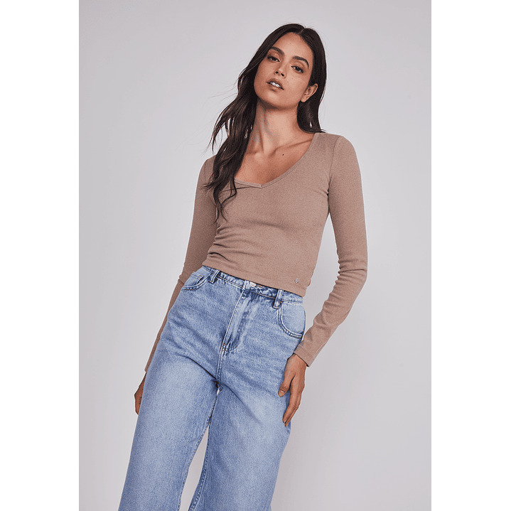 Polera Mujer Soft Cuello V Arena Sioux 3