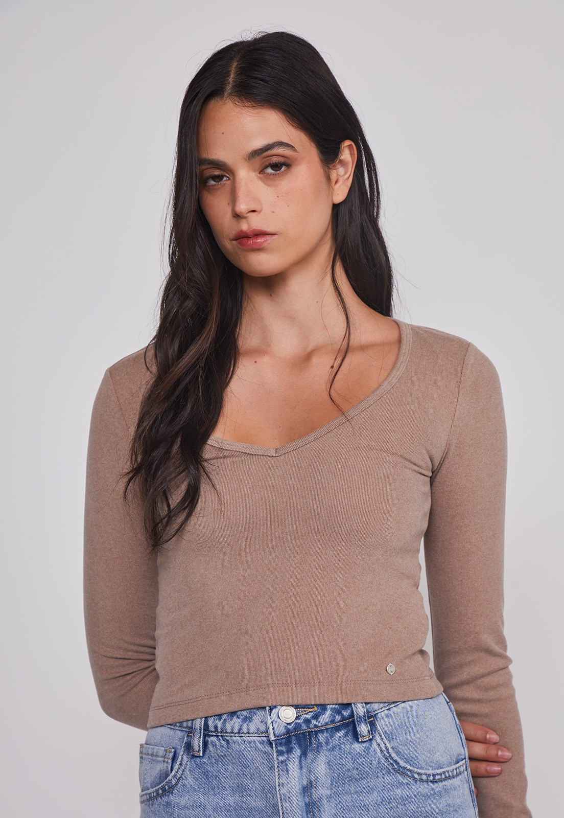 Polera Mujer Soft Cuello V Arena Sioux 4