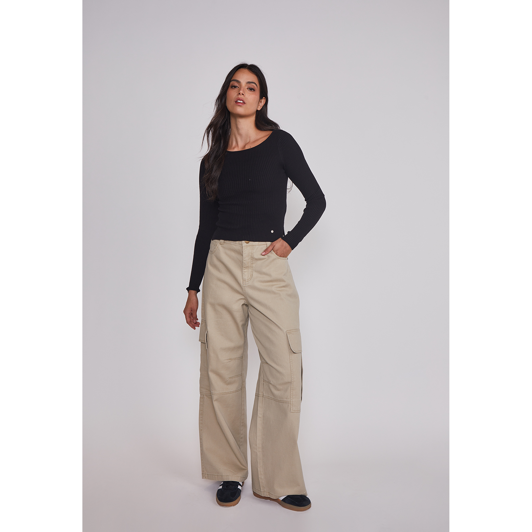 Sweater Mujer Acanalado Cuello Negro Sioux 4