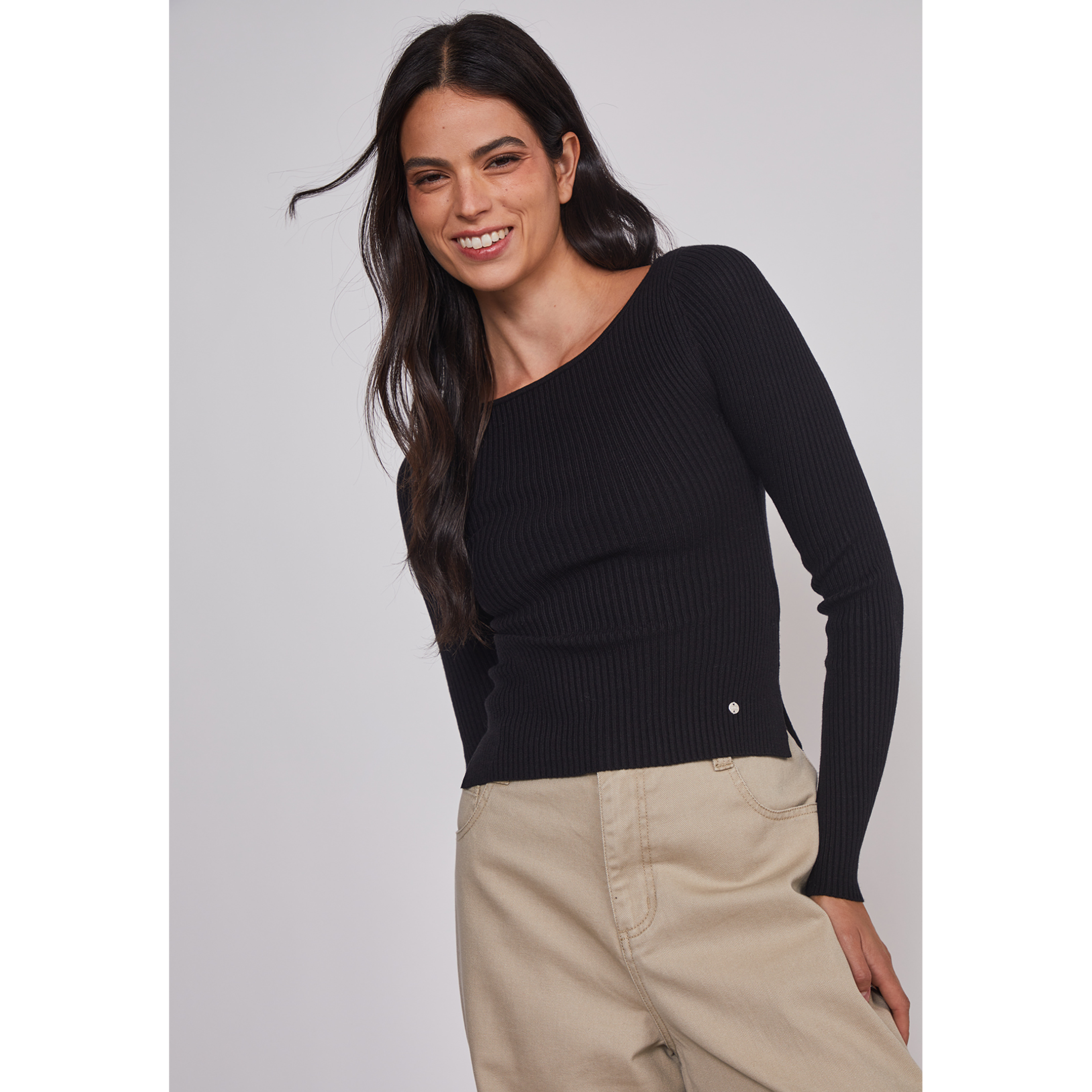 Sweater Mujer Acanalado Cuello Negro Sioux 3