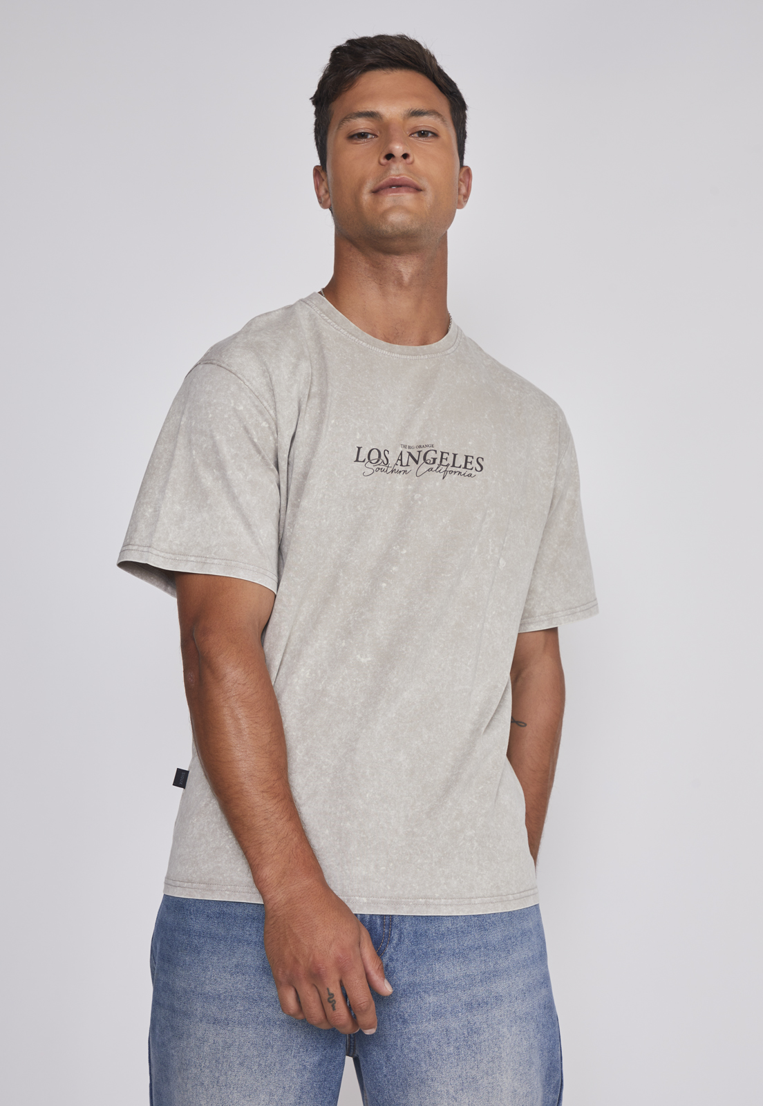 Polera Hombre Relaxed Los Angeles Café Sioux 1