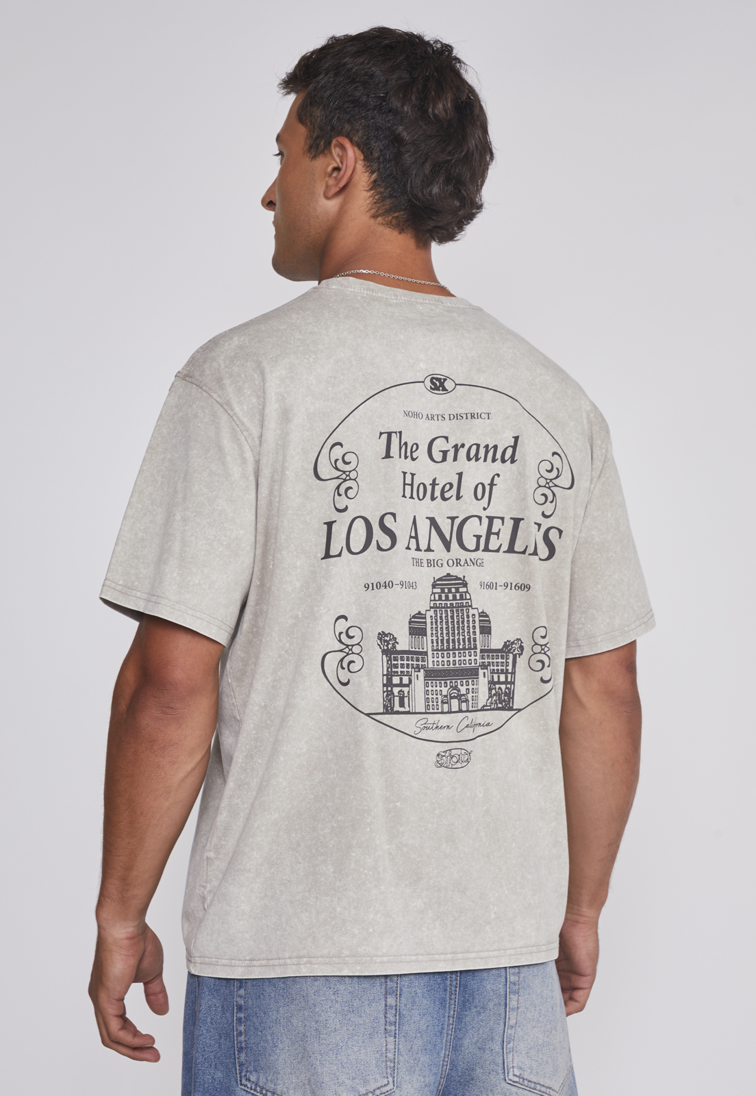 Polera Hombre Relaxed Los Angeles Café Sioux 2