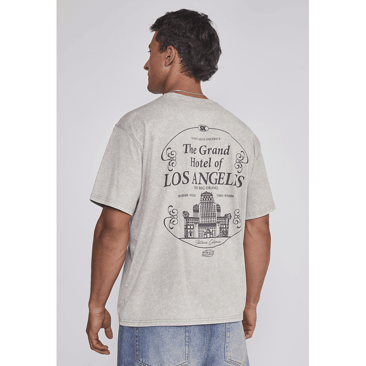 Polera Hombre Relaxed Los Angeles Café Sioux 2