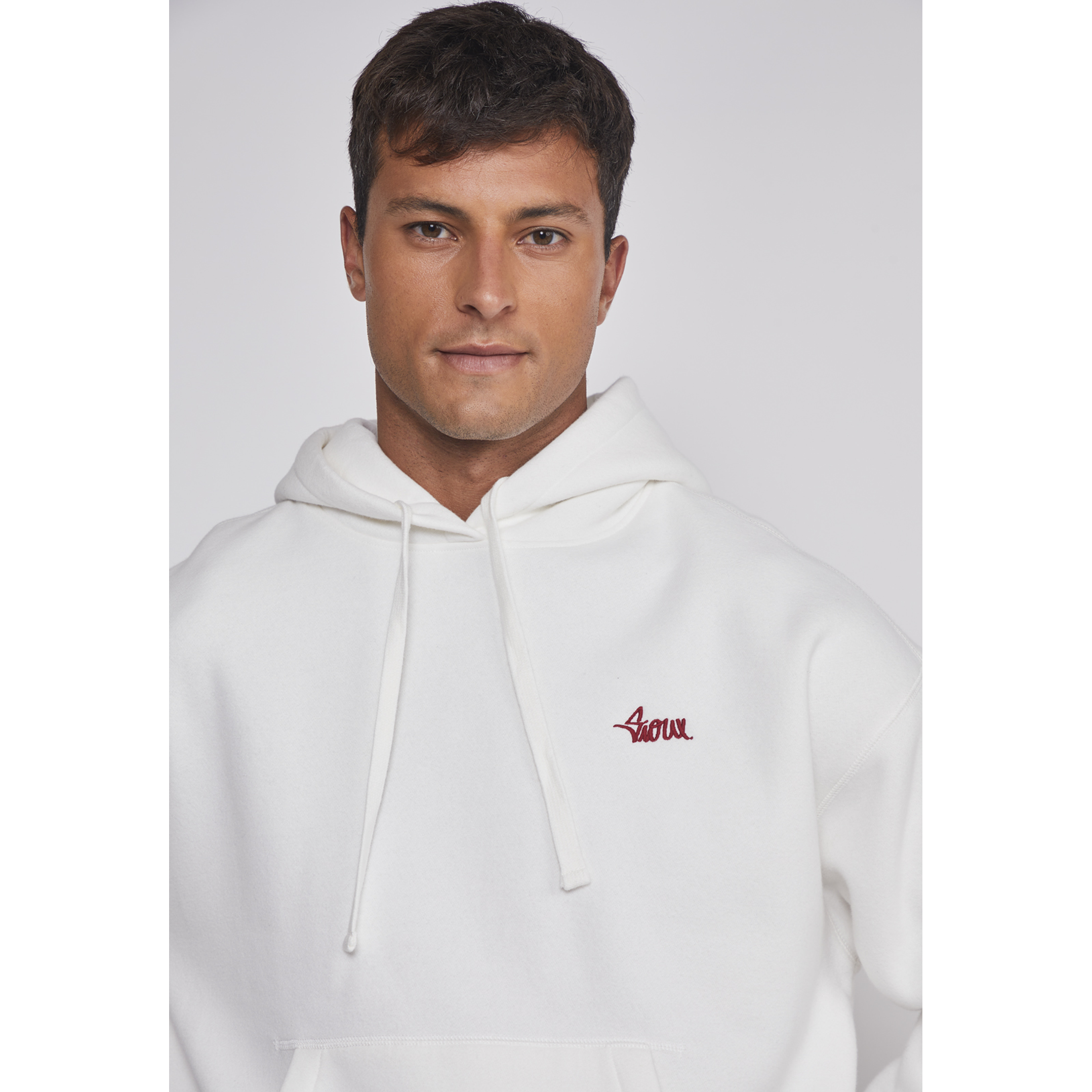 Polerón Hombre Basic Bordado Gorro Crudo Sioux 5