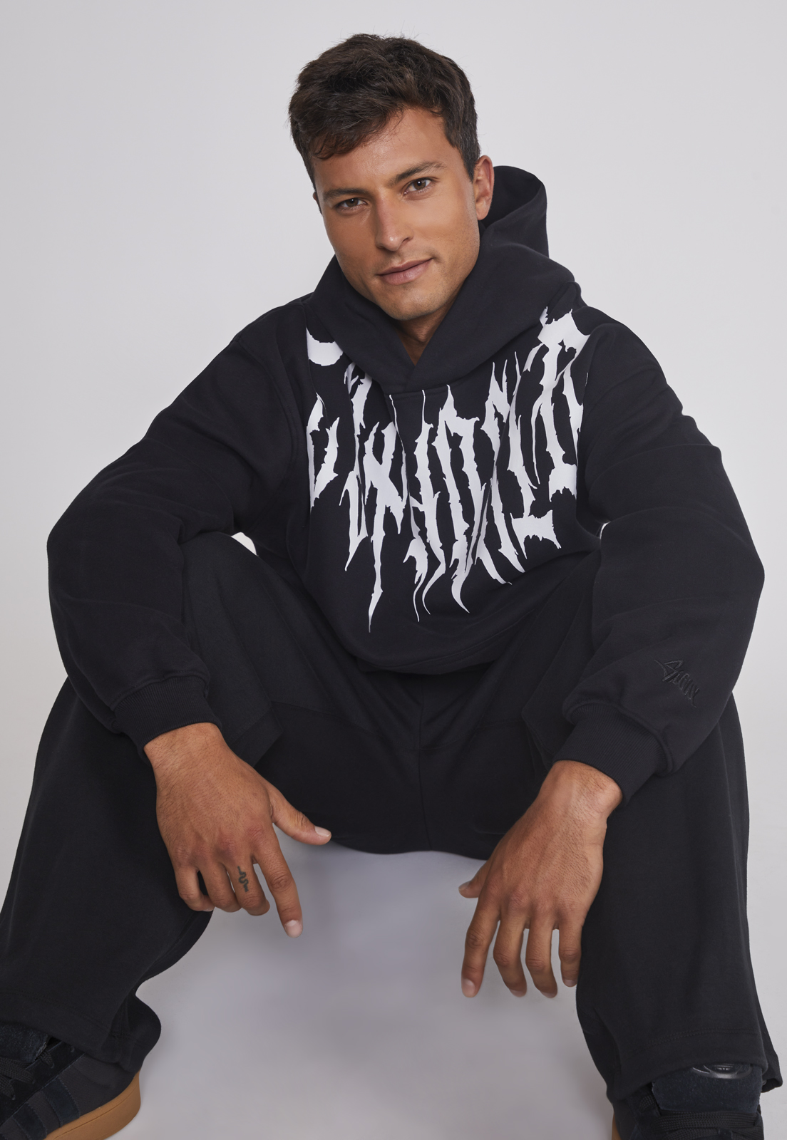 Polerón Hombre 3D Relaxed Negro Sioux 5