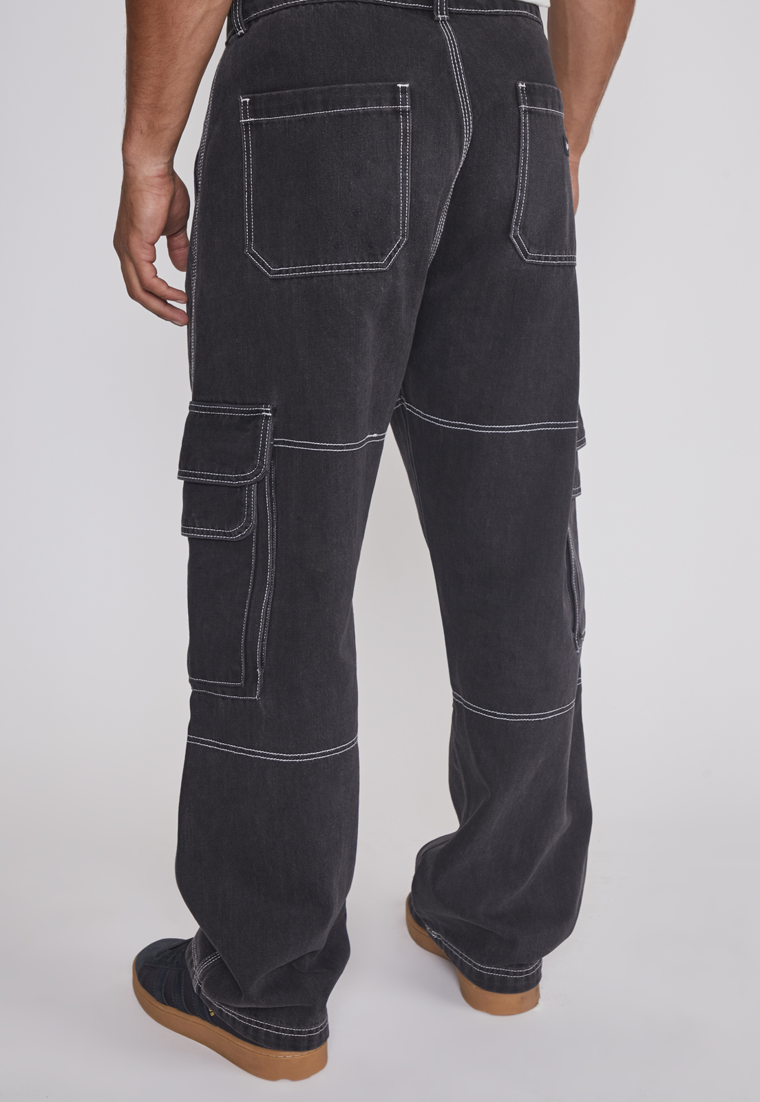 Jeans Hombre Cargo Costuras Negro Sioux 2