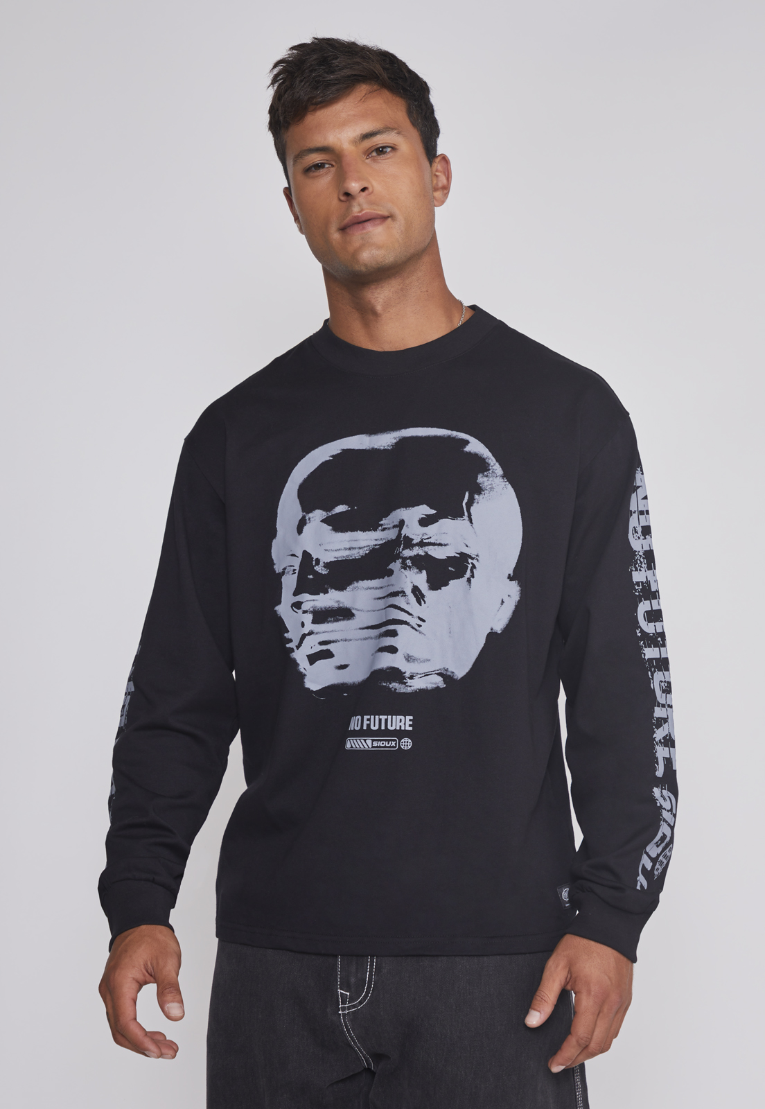 Polera Hombre Cara Puño Negro Sioux 1