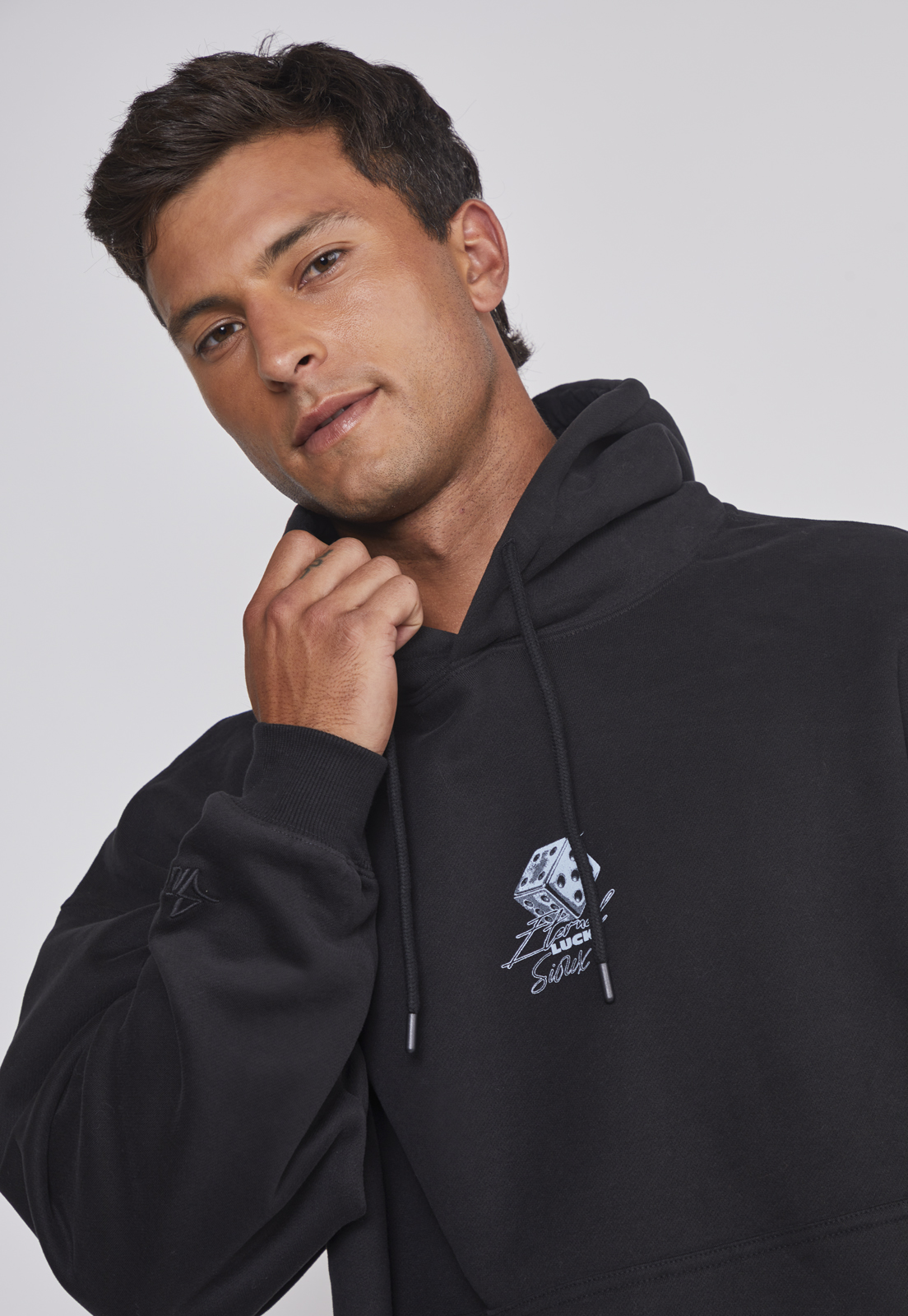 Polerón Hombre Dados Negro Sioux 4