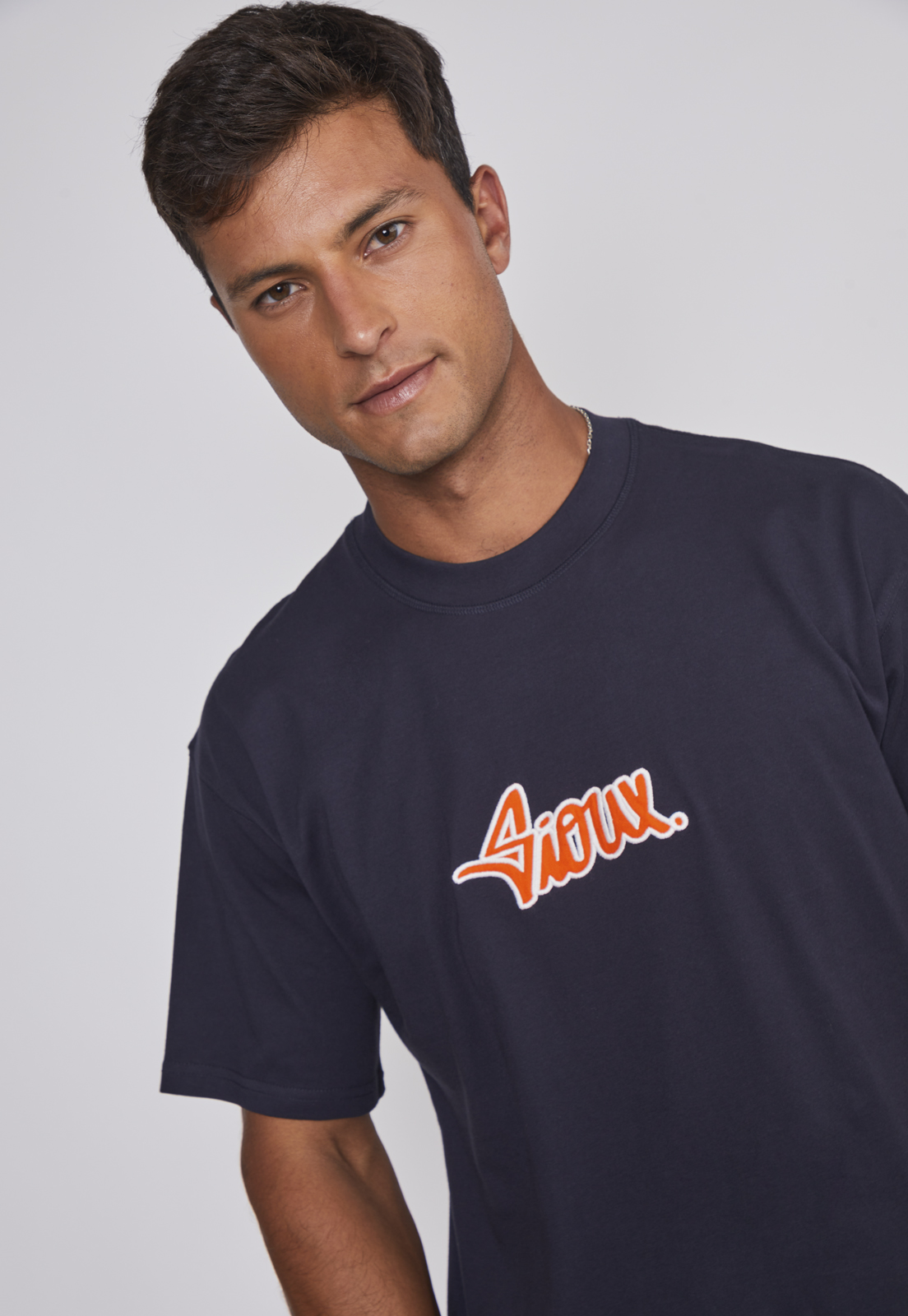 Polera Hombre Bordado Azul Sioux 5