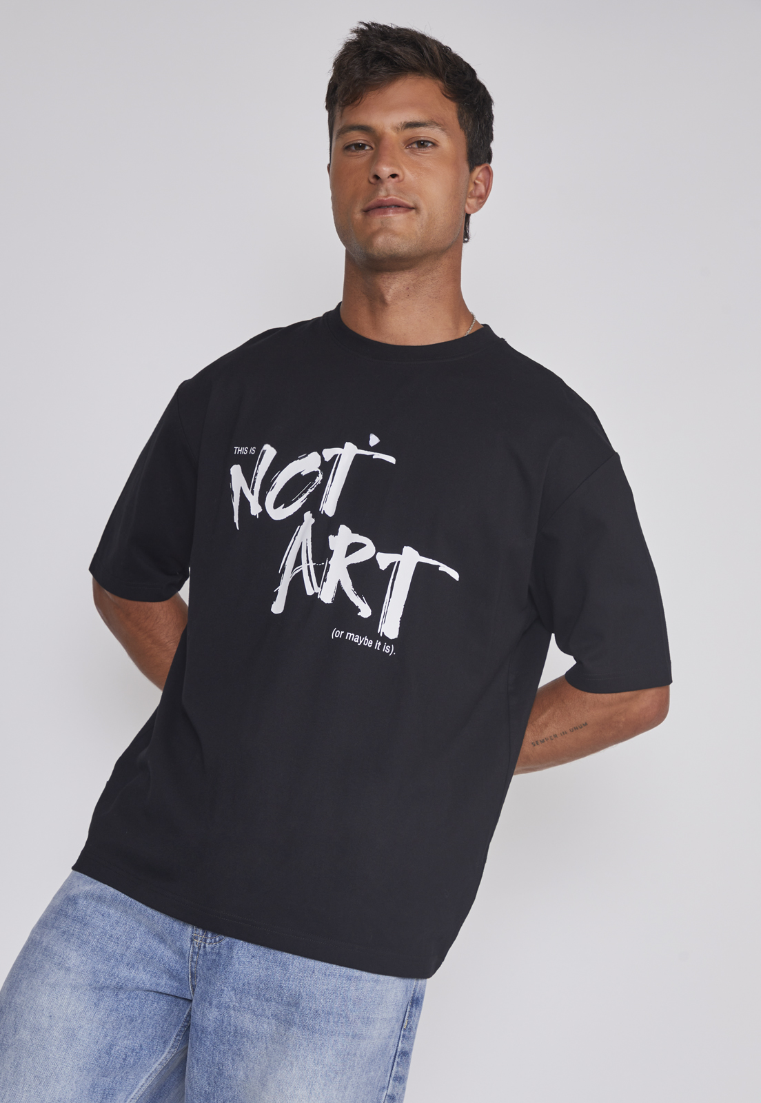 Polera Hombre Relaxed Graffitti Negro Sioux 5