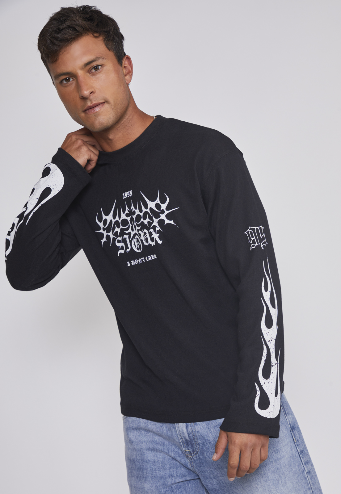 Polera Hombre Llamas Negro Sioux 5