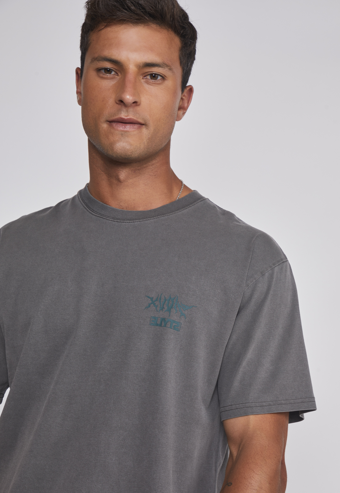 Polera Hombre Lavada Dinosaurio Café Sioux 4