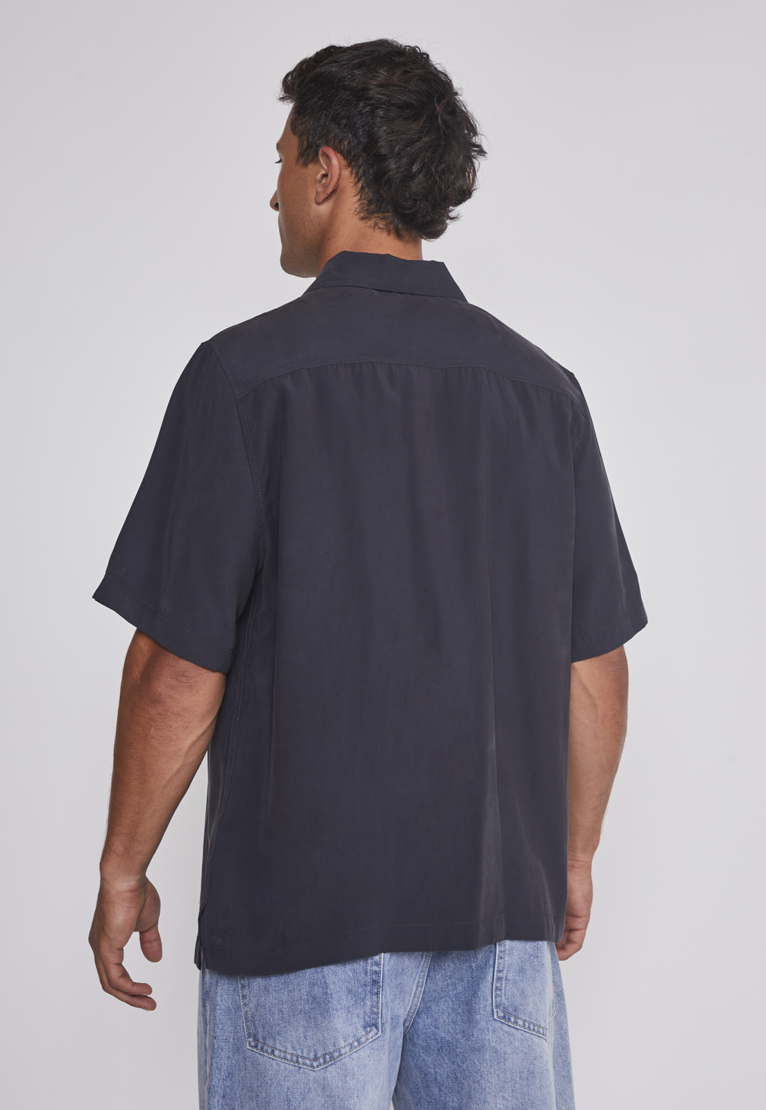 Camisa Hombre Relaxed 2 Bolsillos Negro Sioux 2