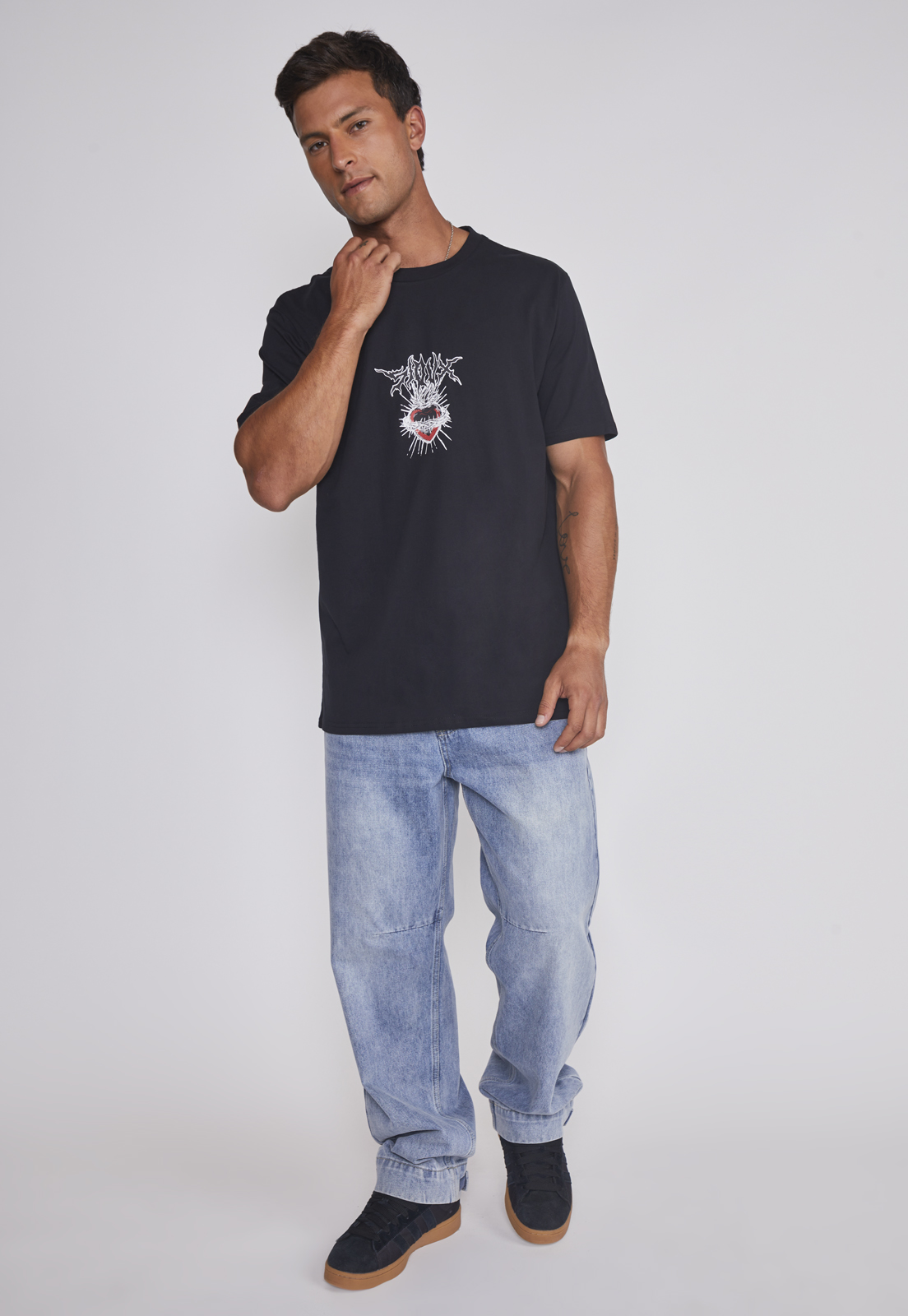 Polera Hombre Corazón Espinas Negro Sioux 3