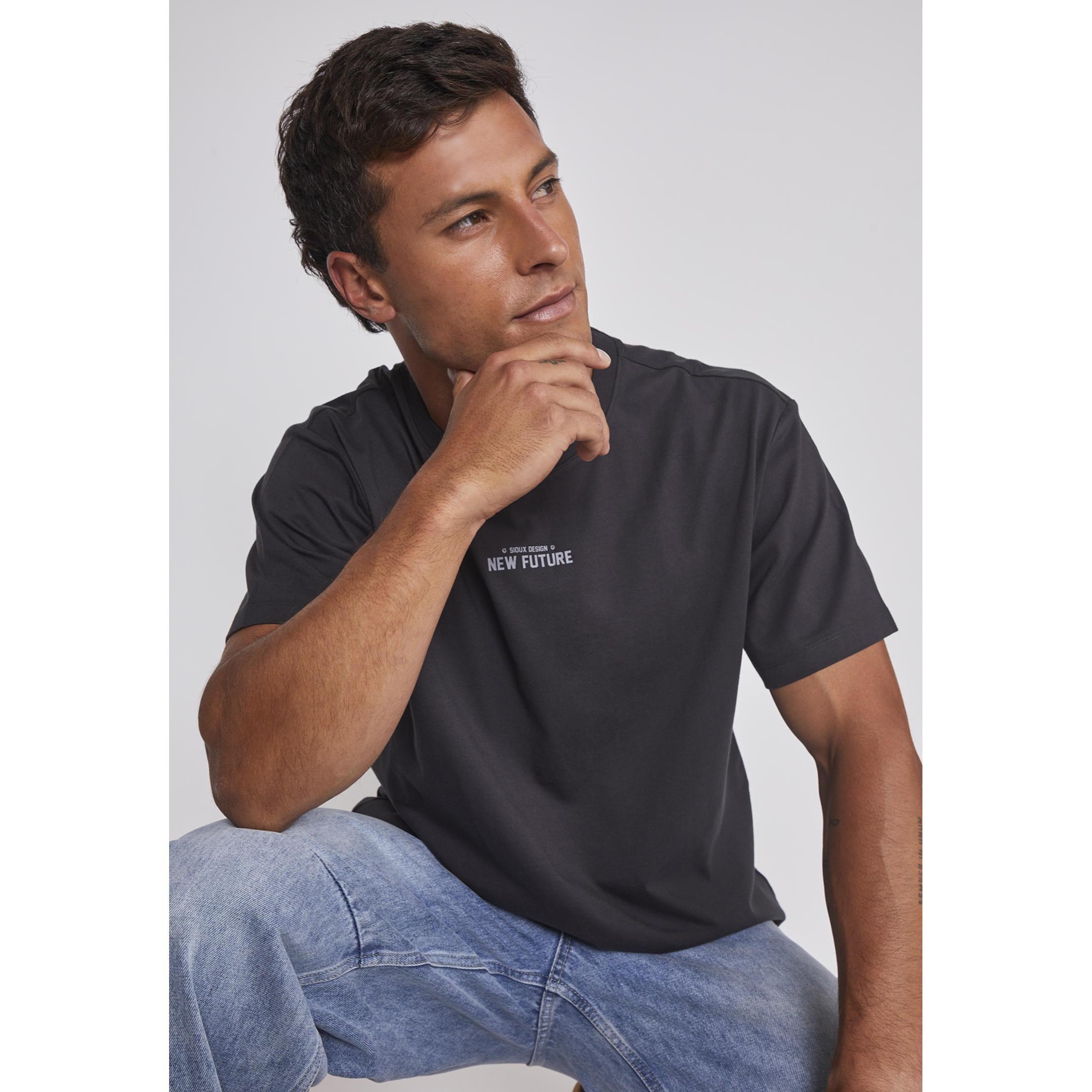 Polera Hombre Future Gris Sioux 5