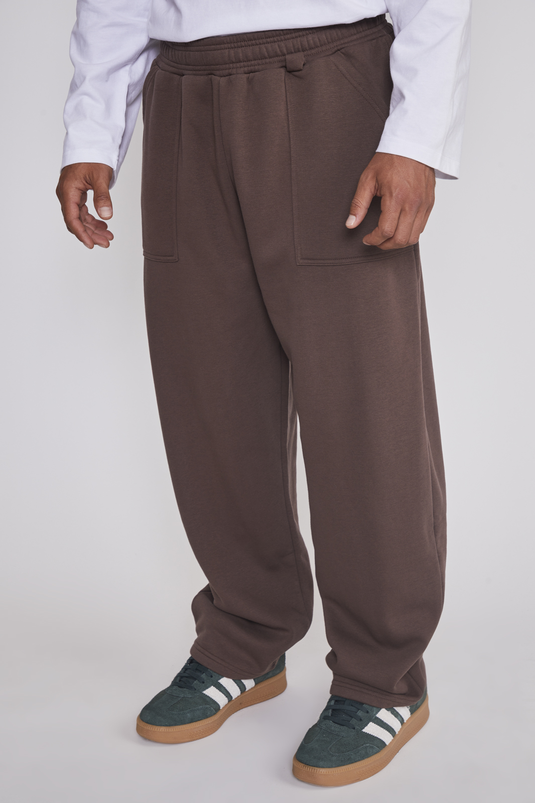 Pantalón Buzo Hombre Balloon Bolsillos Café Sioux 1