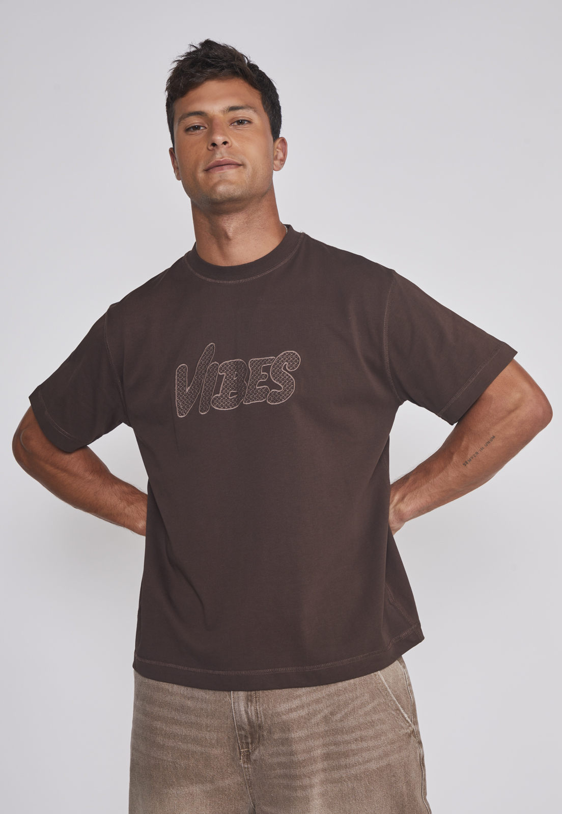 Polera Hombre Parche Café Sioux 1